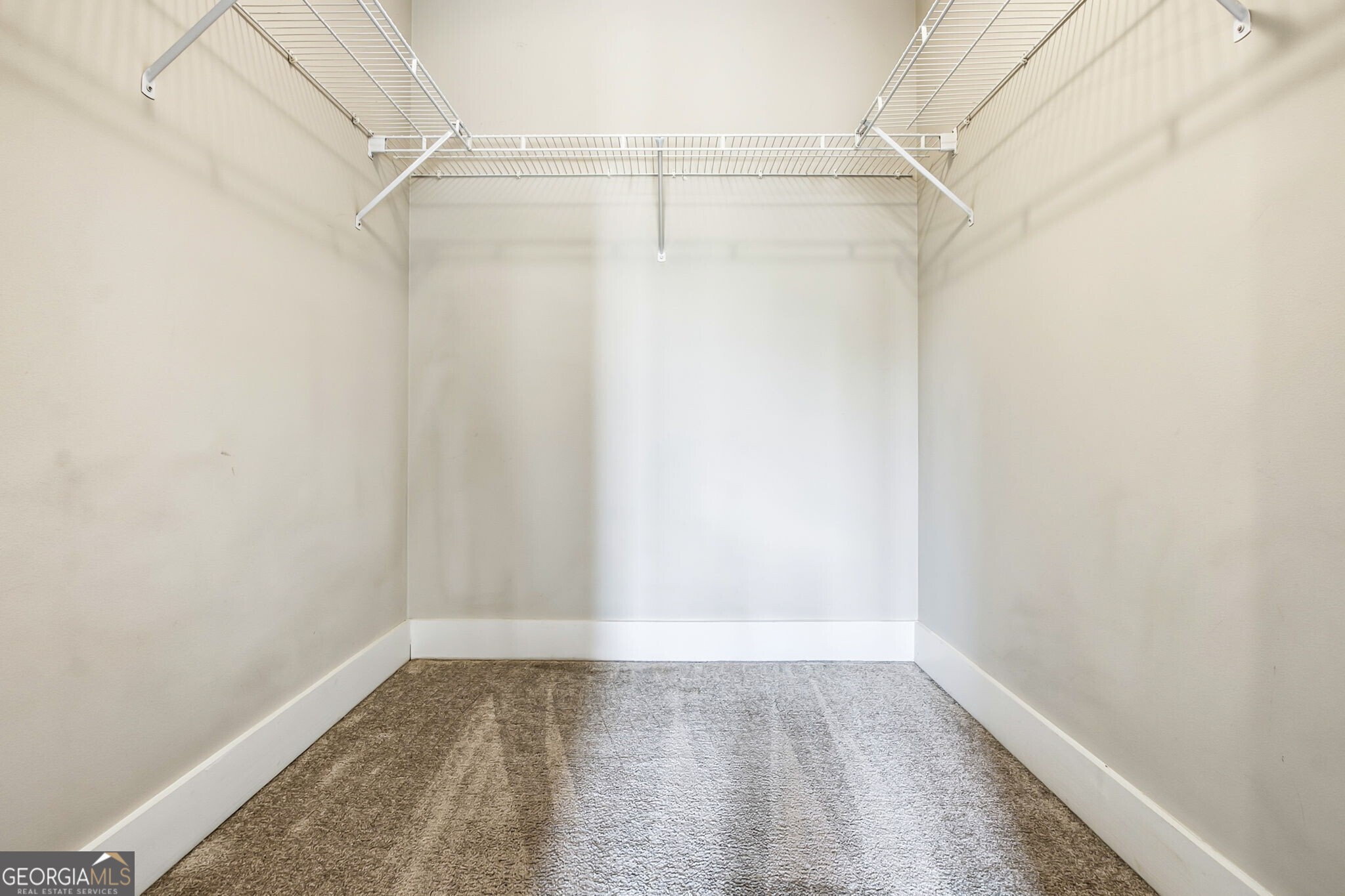 15 Waddell Street NE # 303