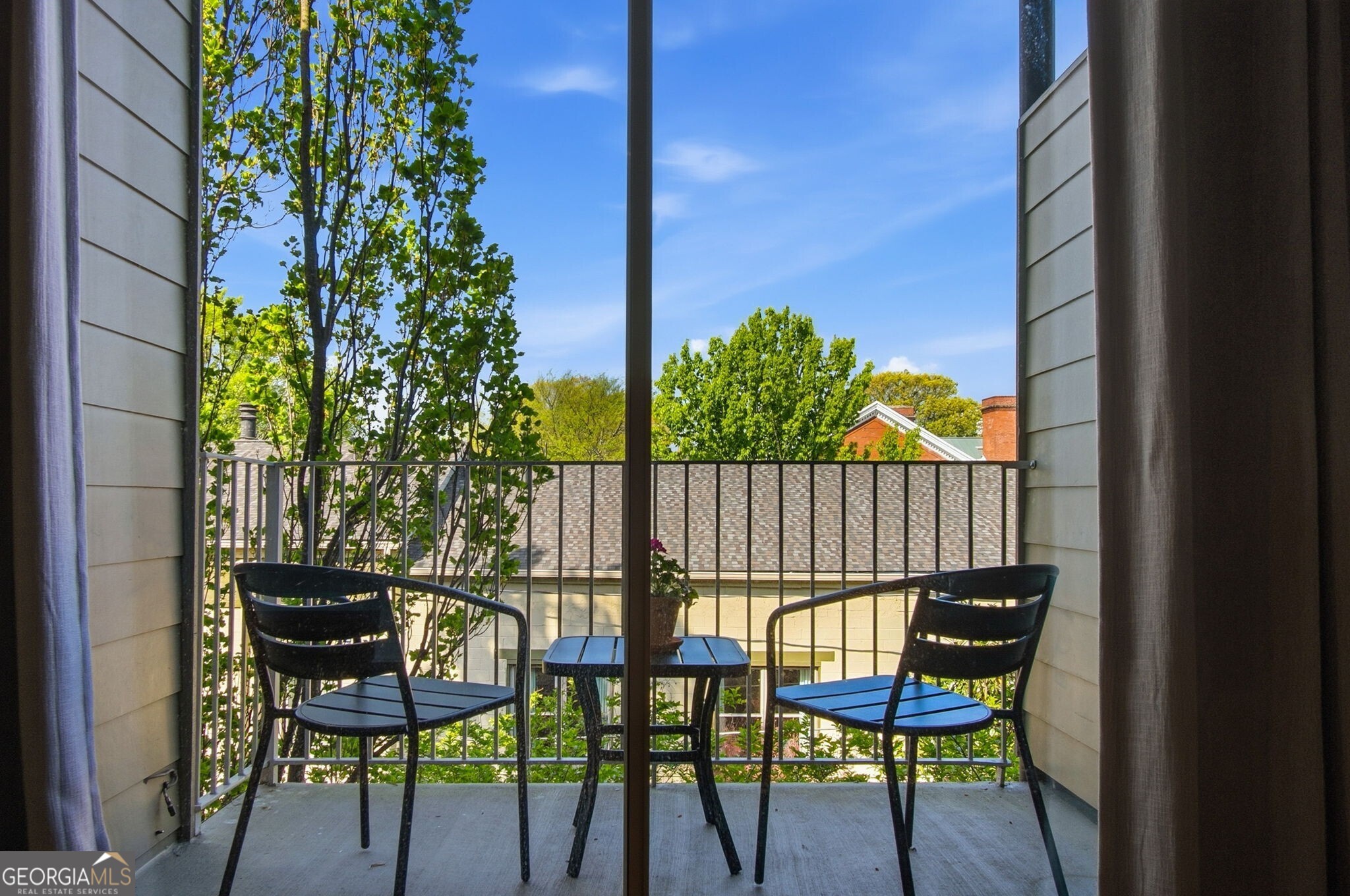 15 Waddell Street NE # 303