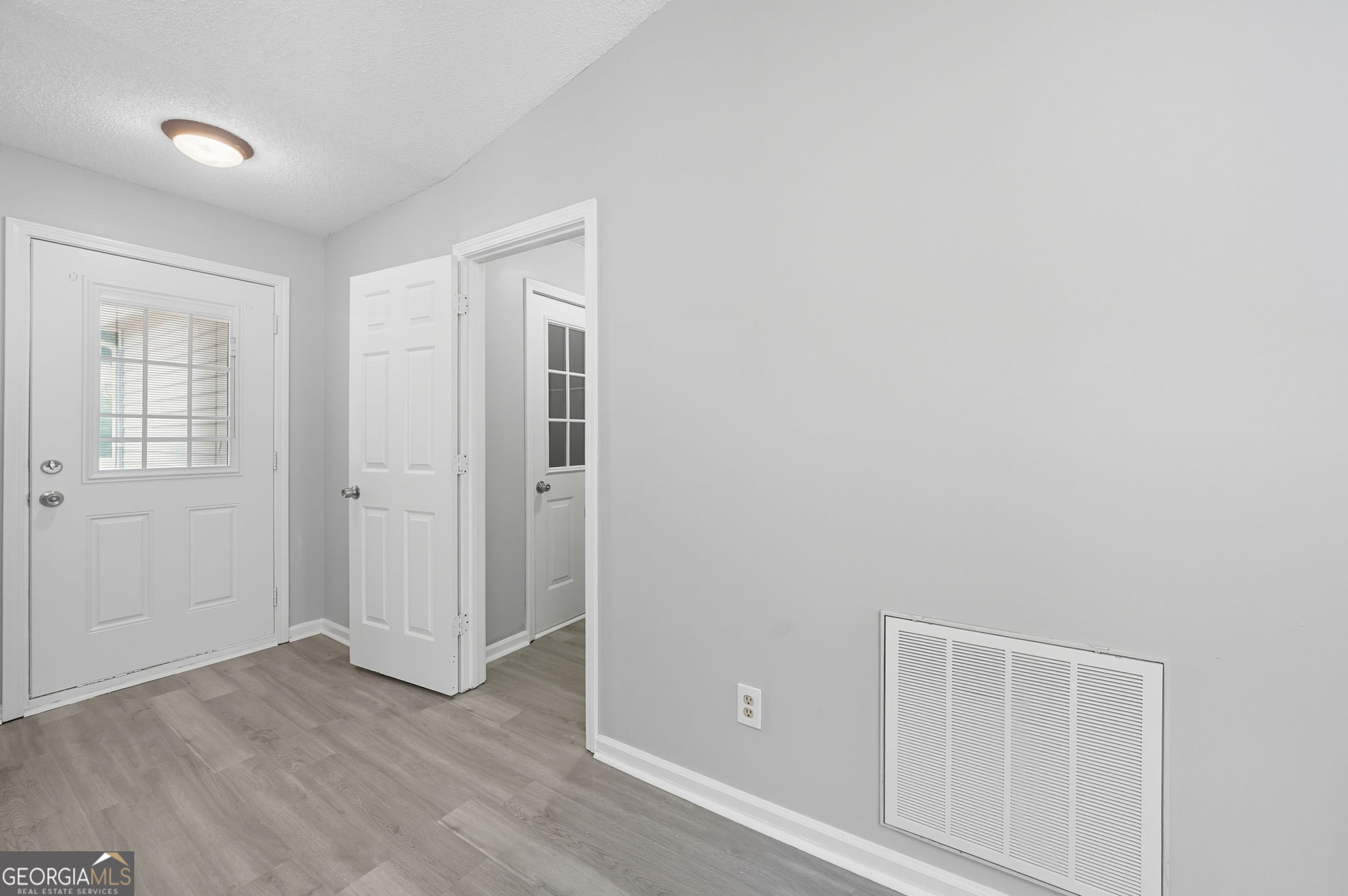 109 Mayflower Circle