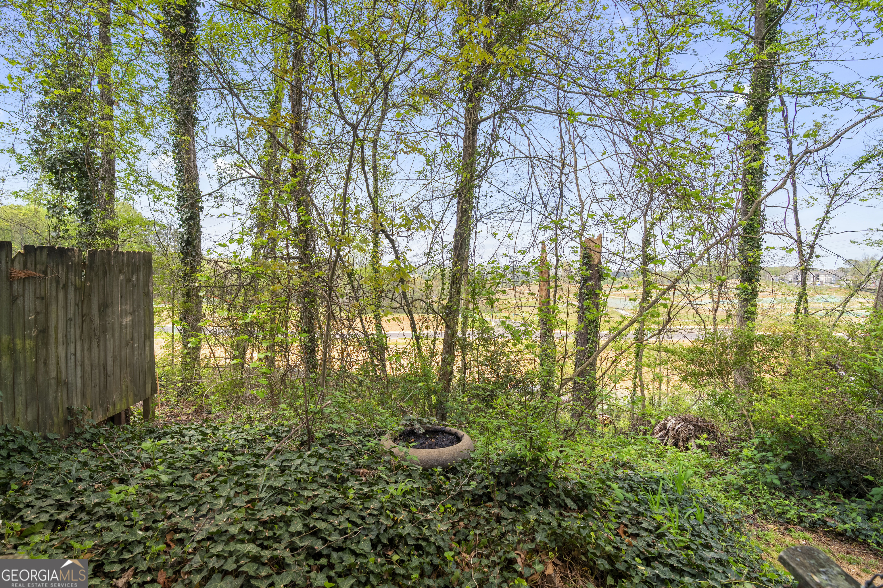 1875 Barrington Overlook