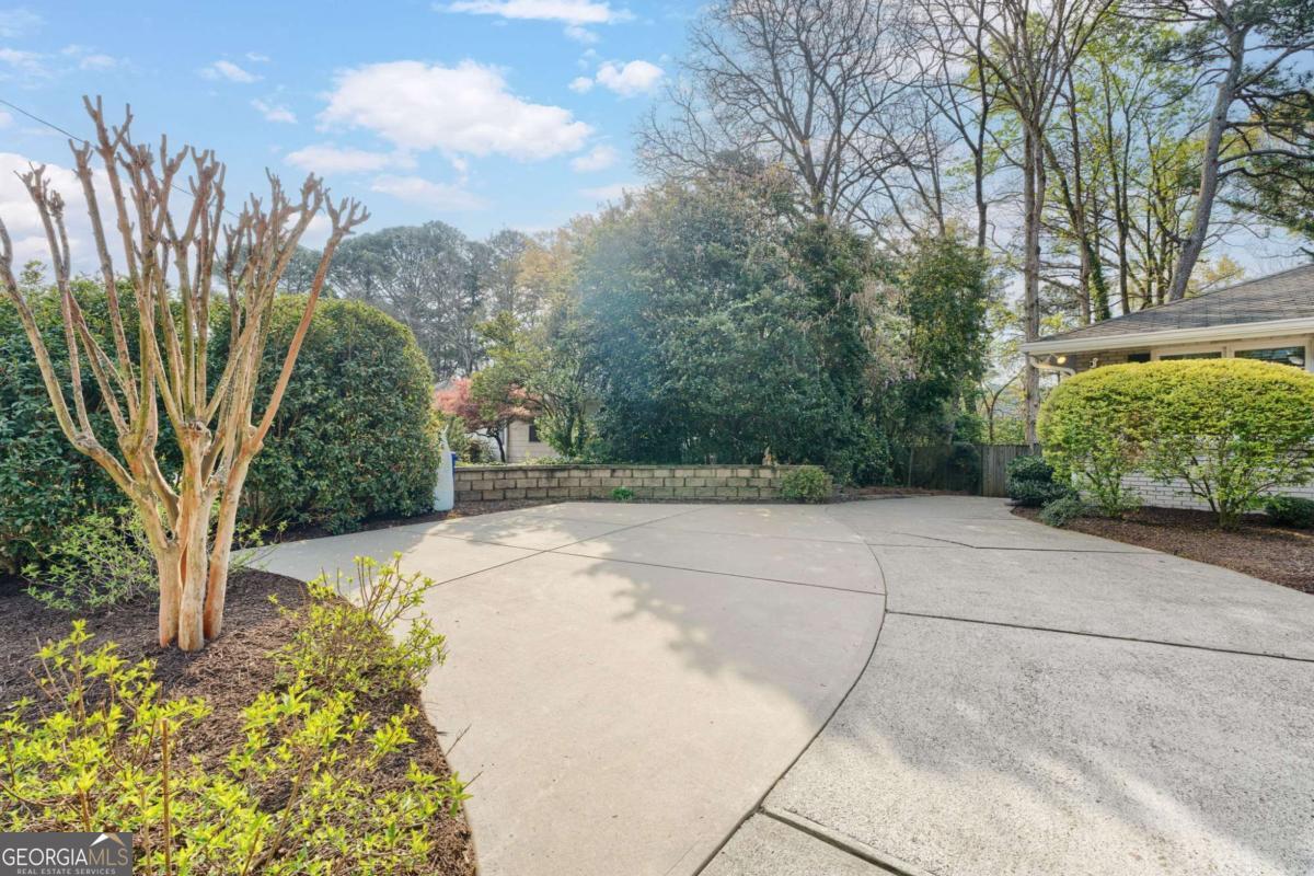 2693 Drew Valley Road NE