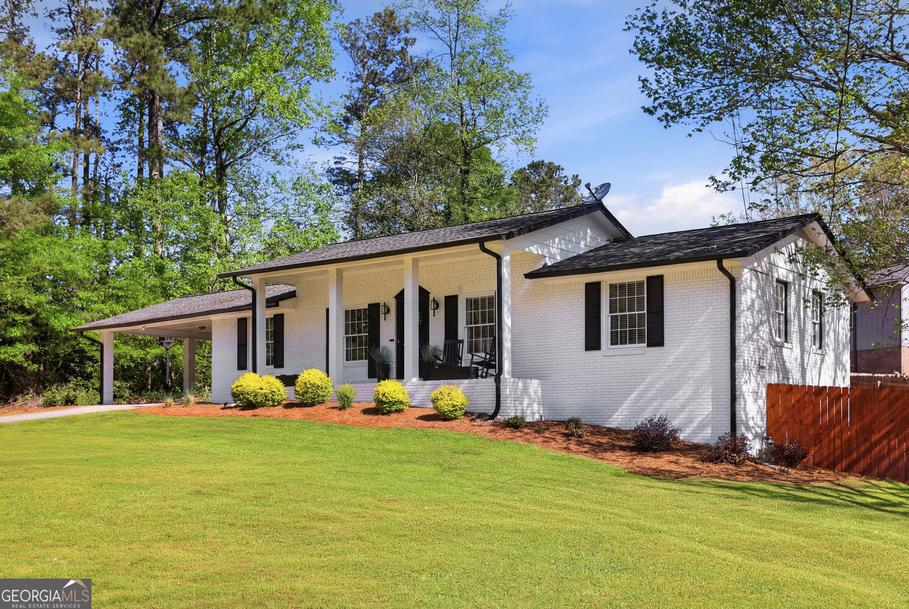 119 Deerwood Circle SE