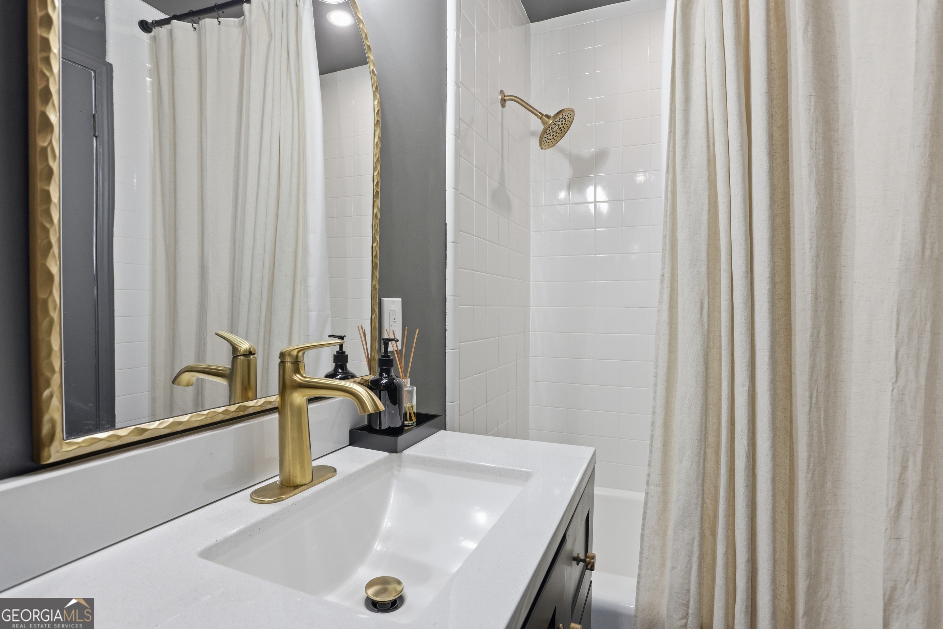 119 Deerwood Circle SE