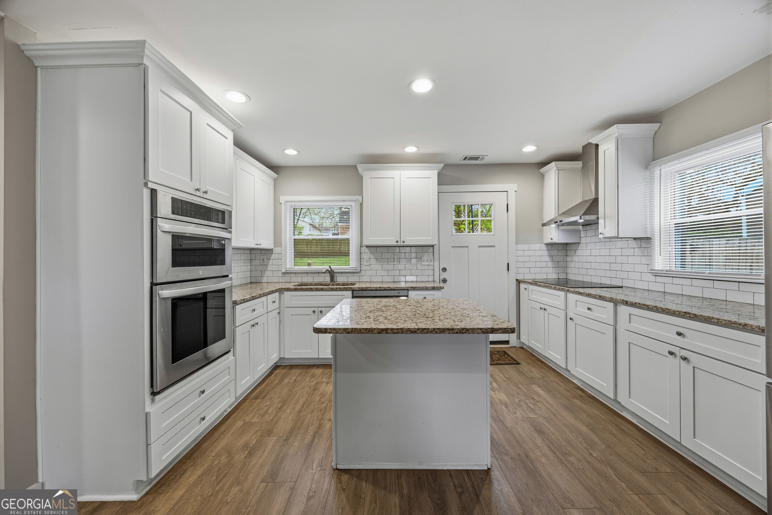 2455 Lynn Iris Drive