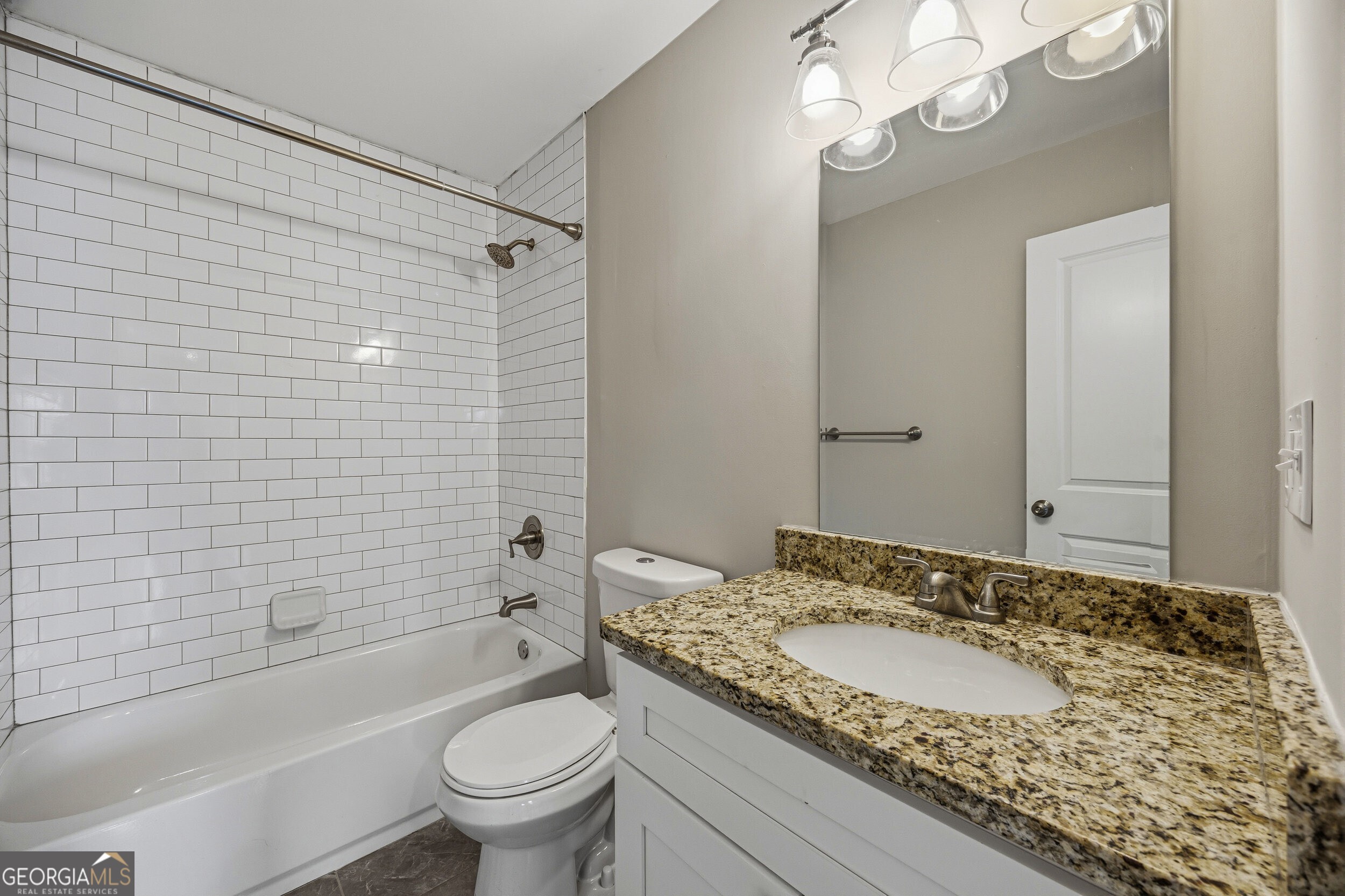 2455 Lynn Iris Drive