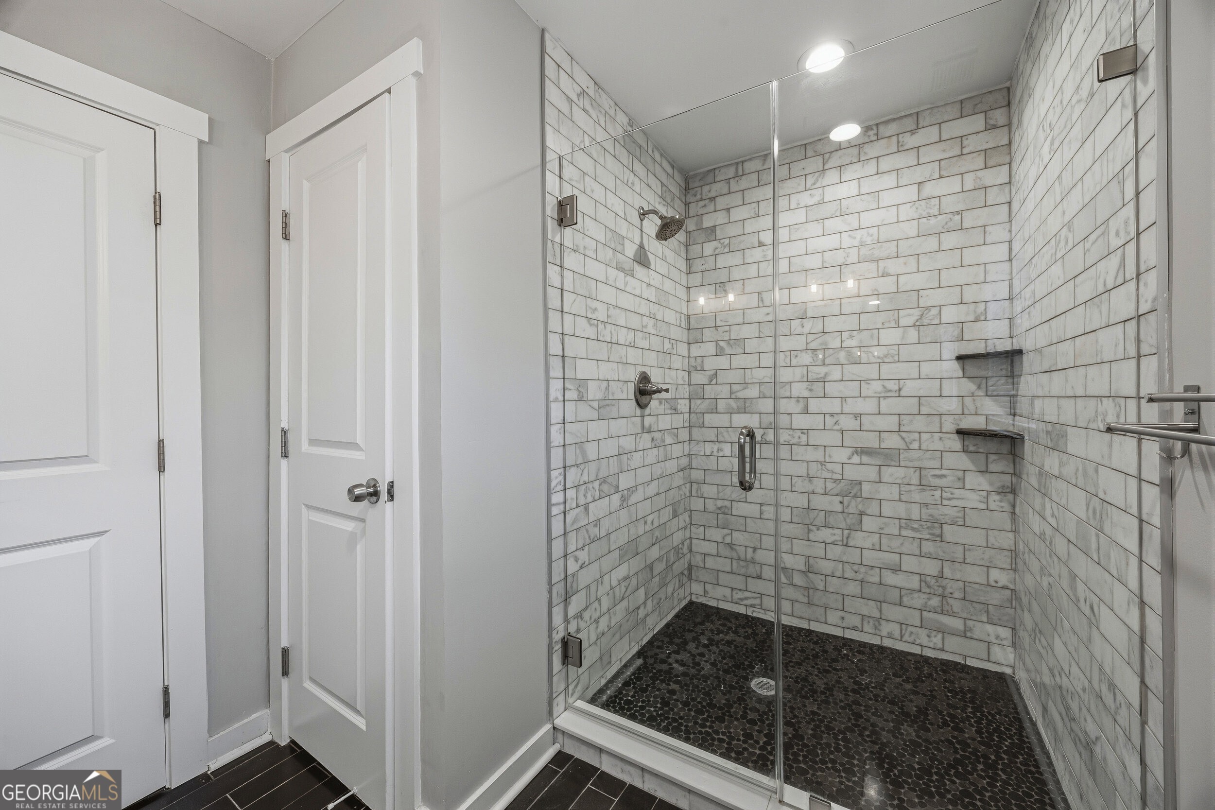 2455 Lynn Iris Drive