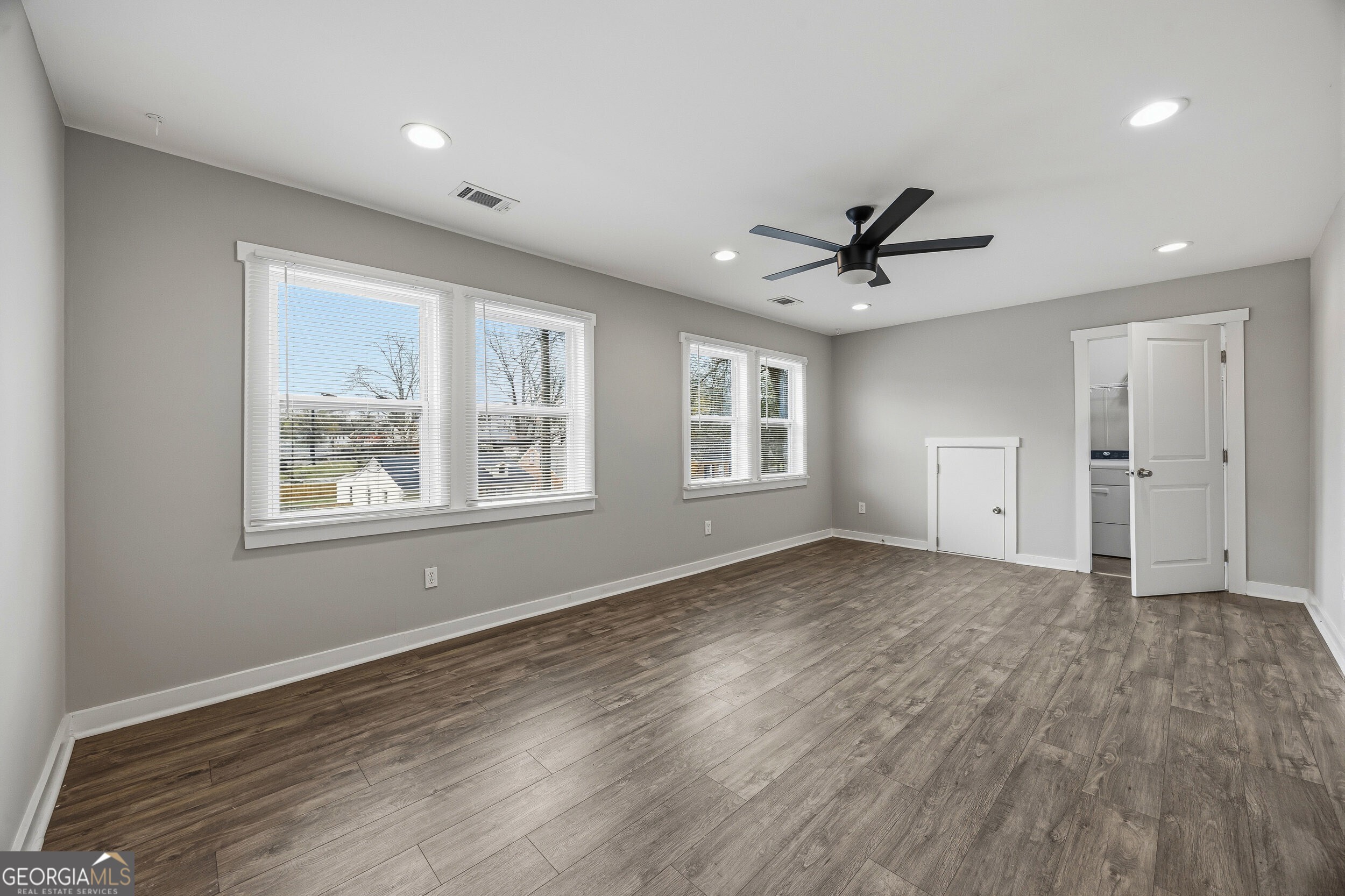 2455 Lynn Iris Drive
