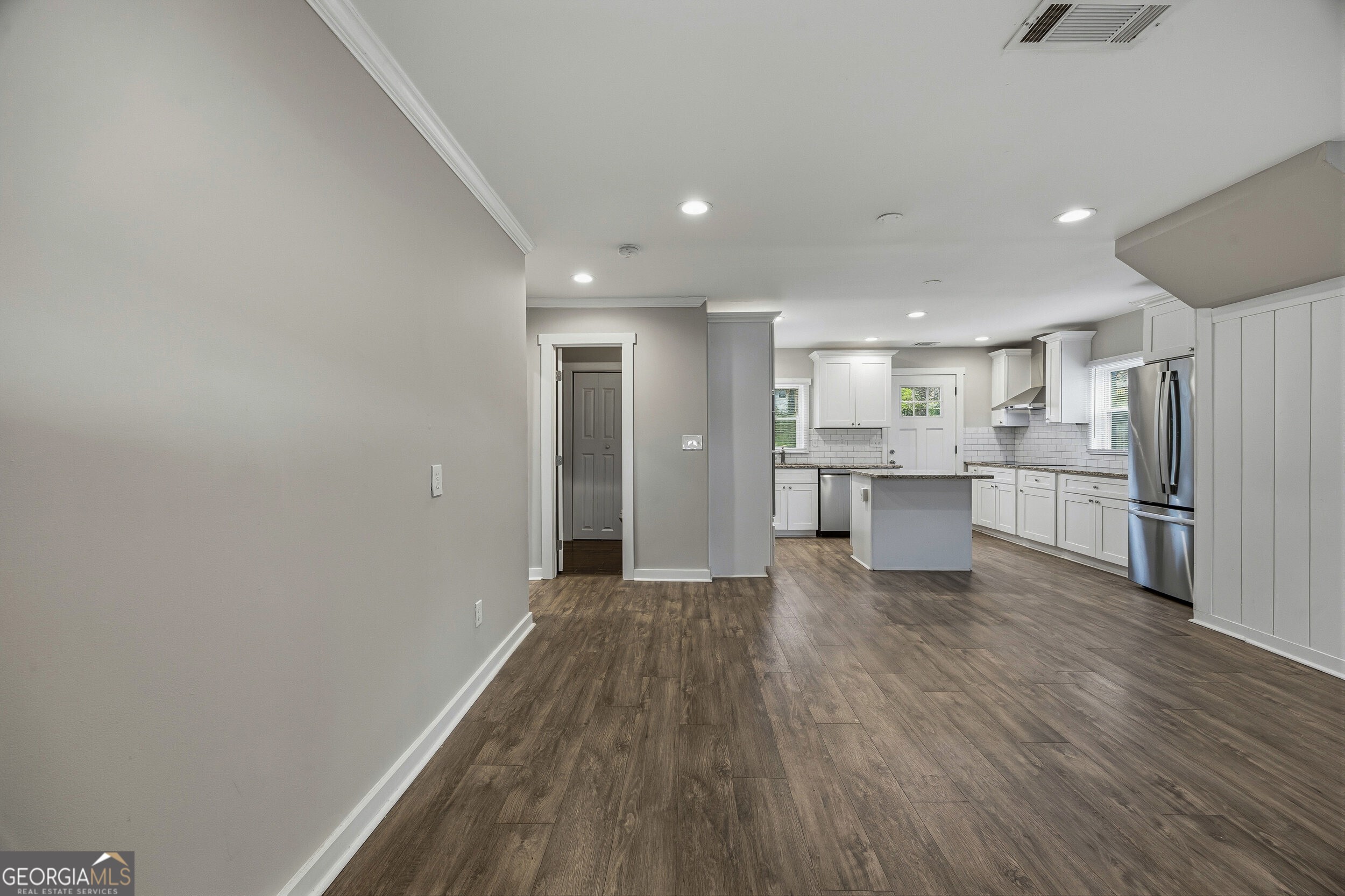 2455 Lynn Iris Drive