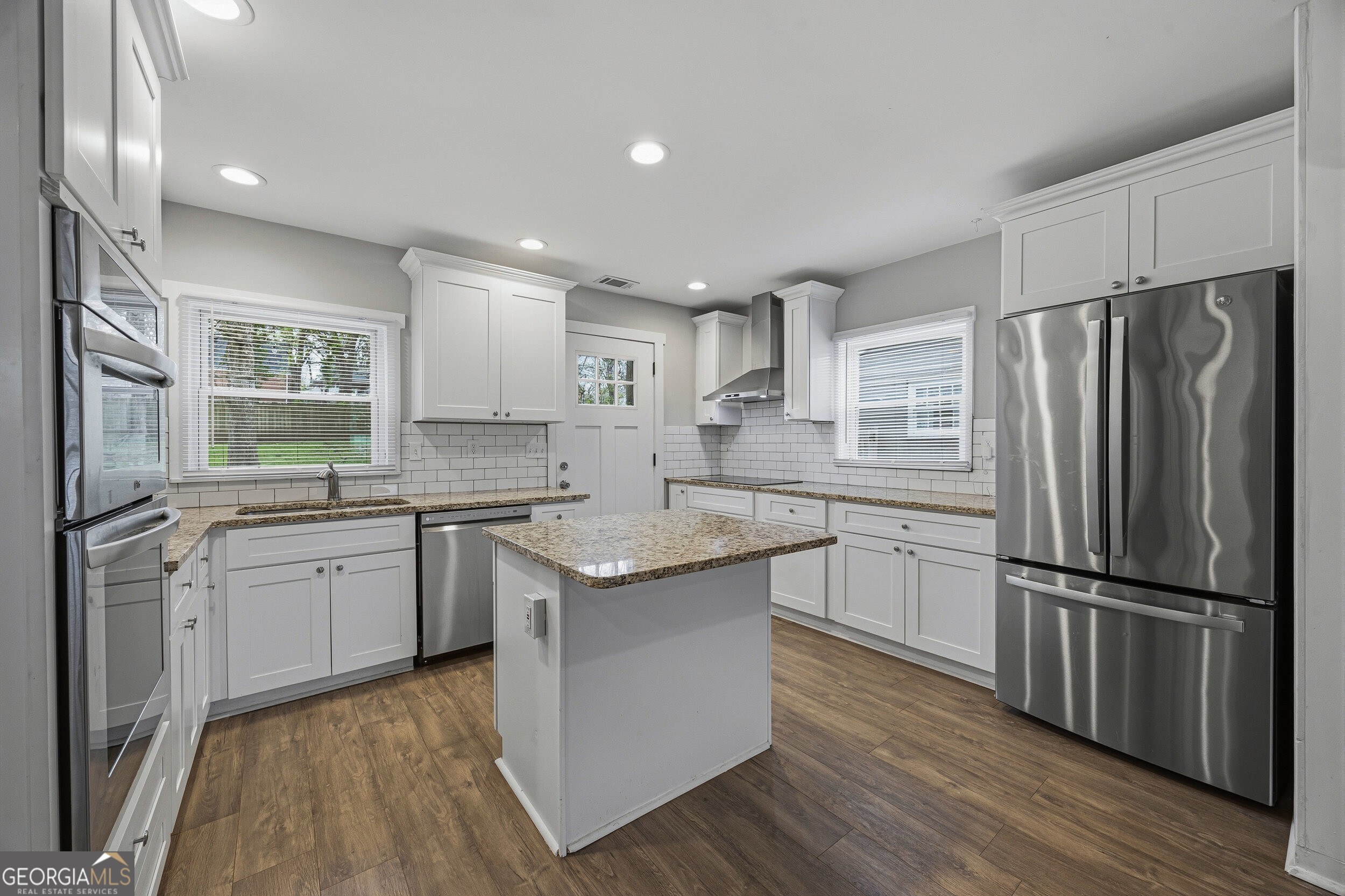 2455 Lynn Iris Drive