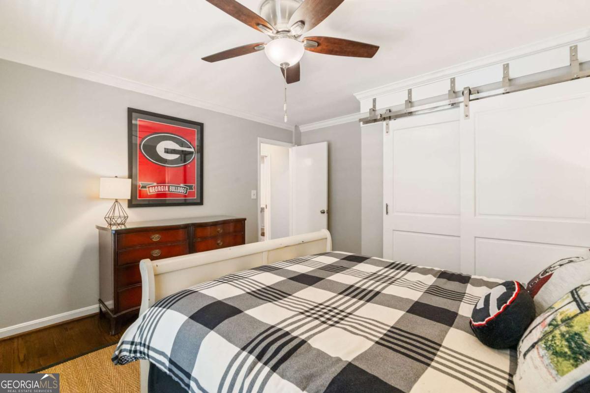 2492 Sherbrooke Drive NE