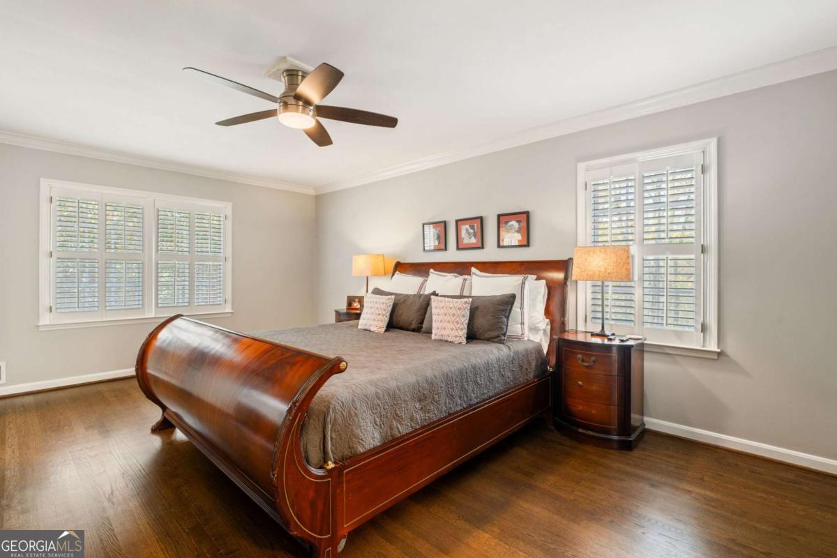 2492 Sherbrooke Drive NE