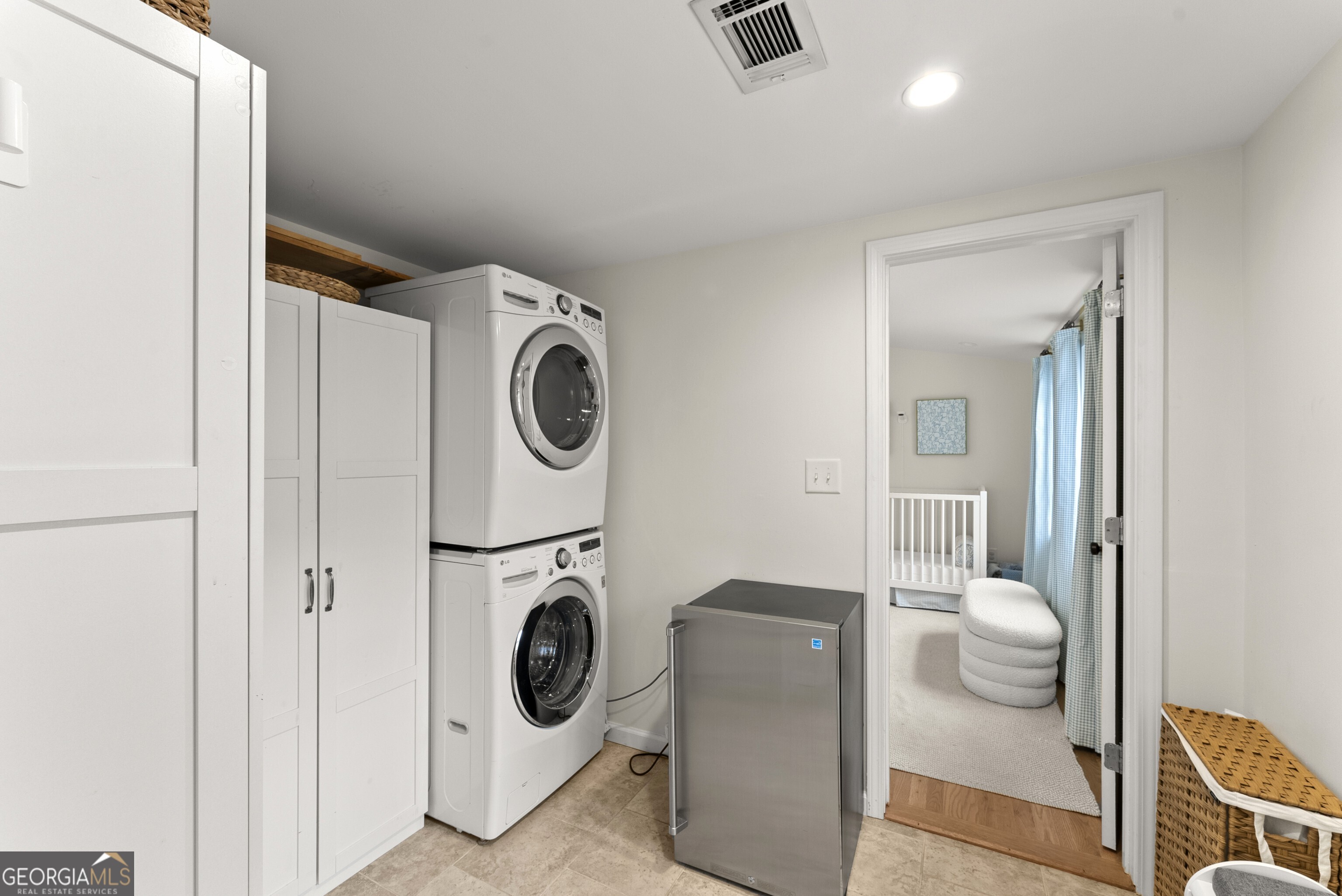 738 Woodson Street SE