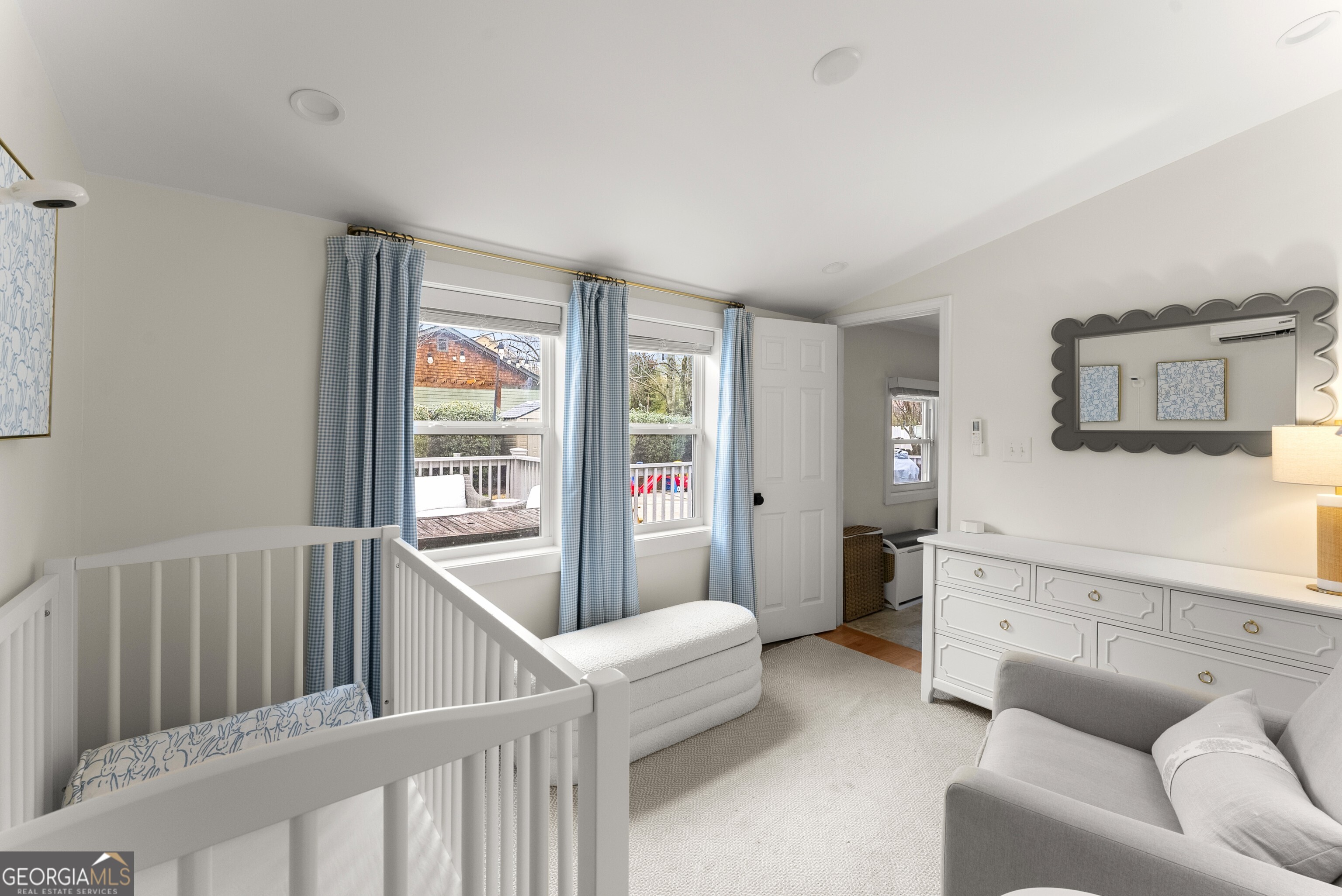 738 Woodson Street SE