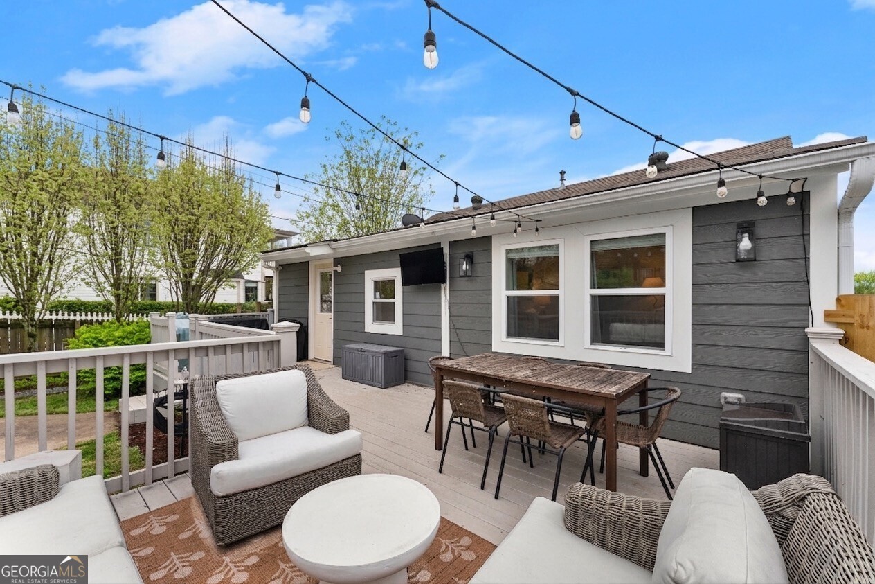 738 Woodson Street SE