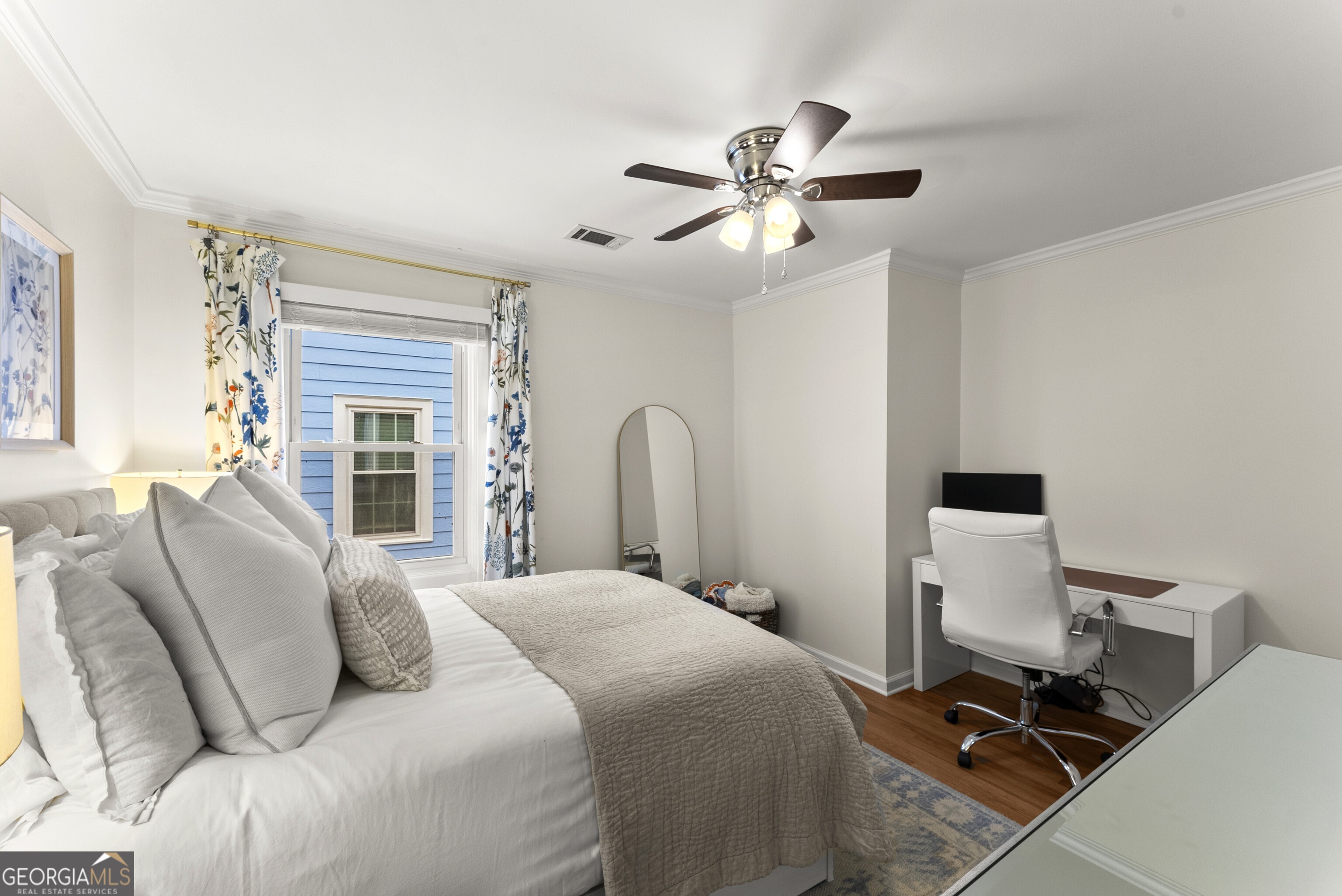 738 Woodson Street SE