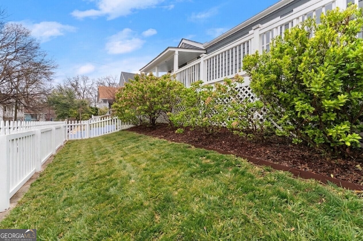 738 Woodson Street SE