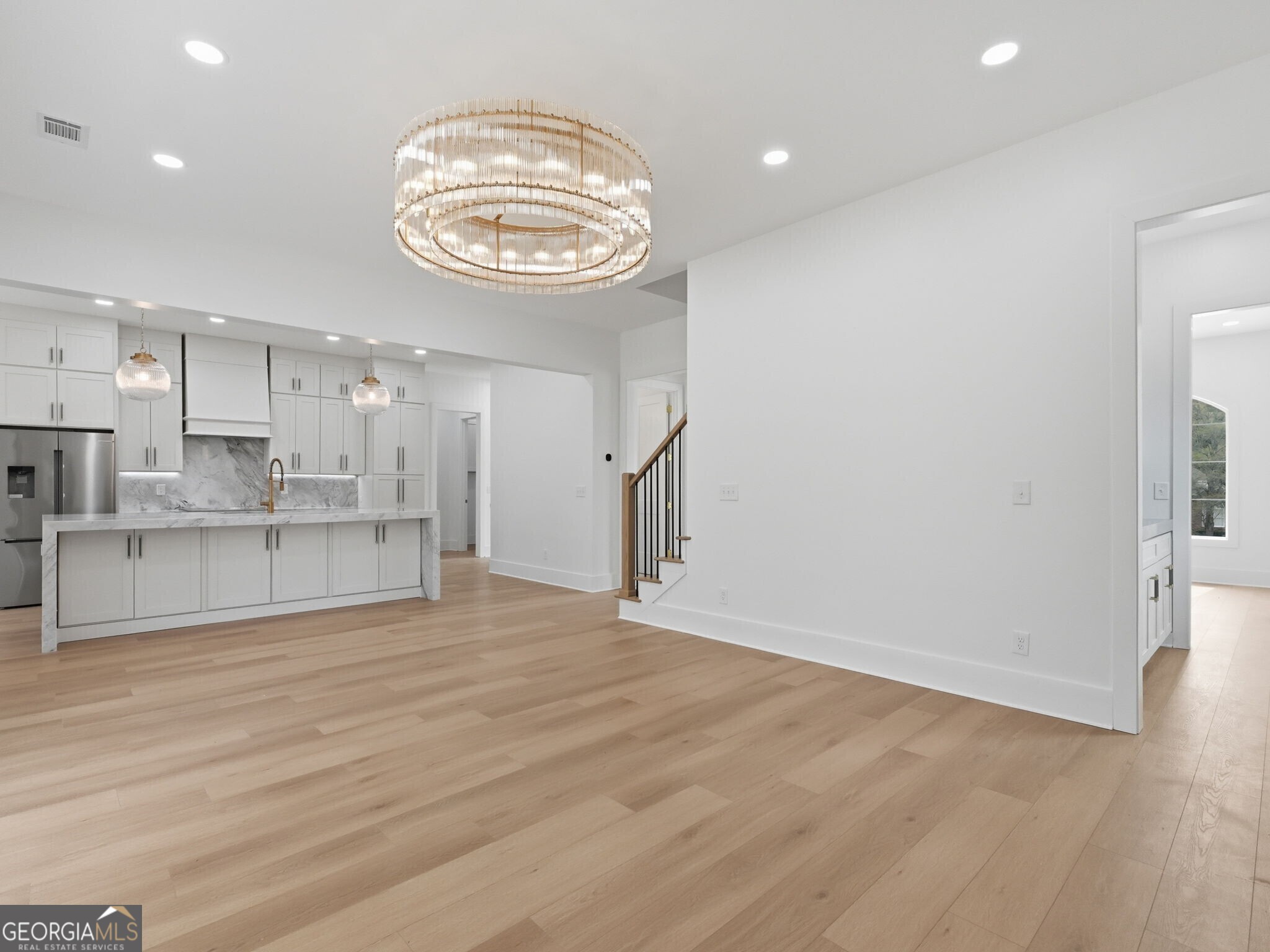 606 Talmadge Lane