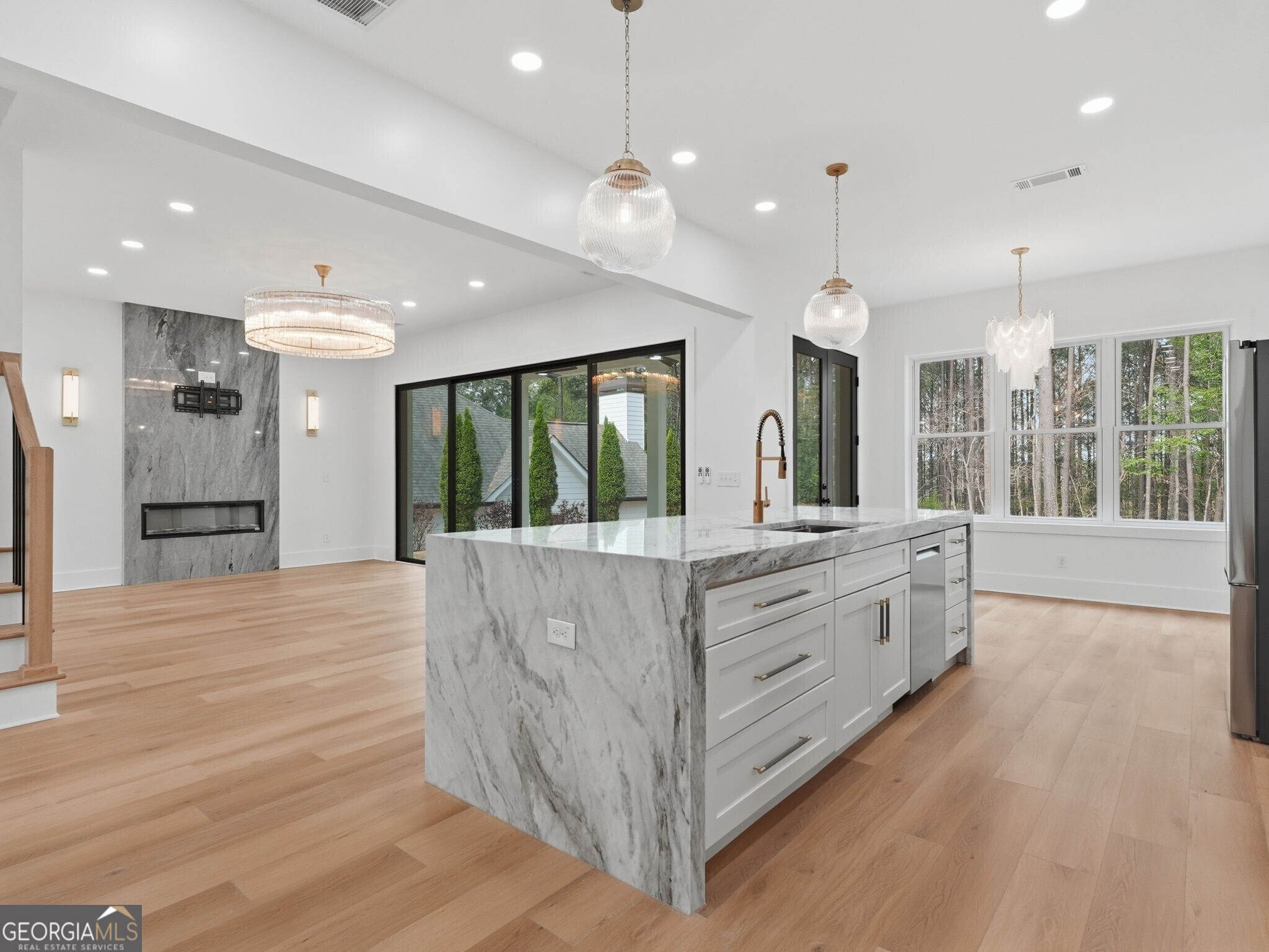 606 Talmadge Lane