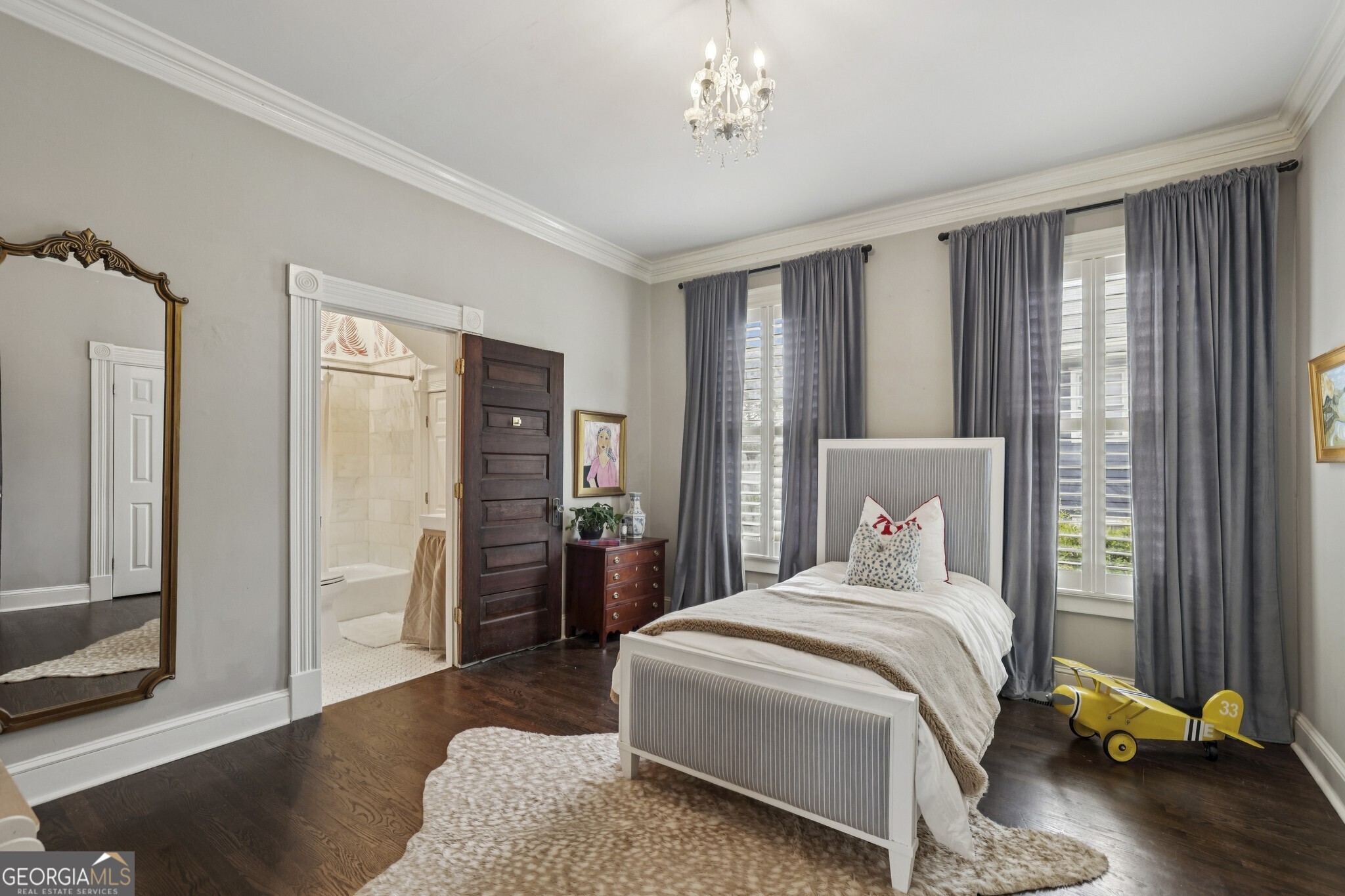 309 Pavillion Street SE