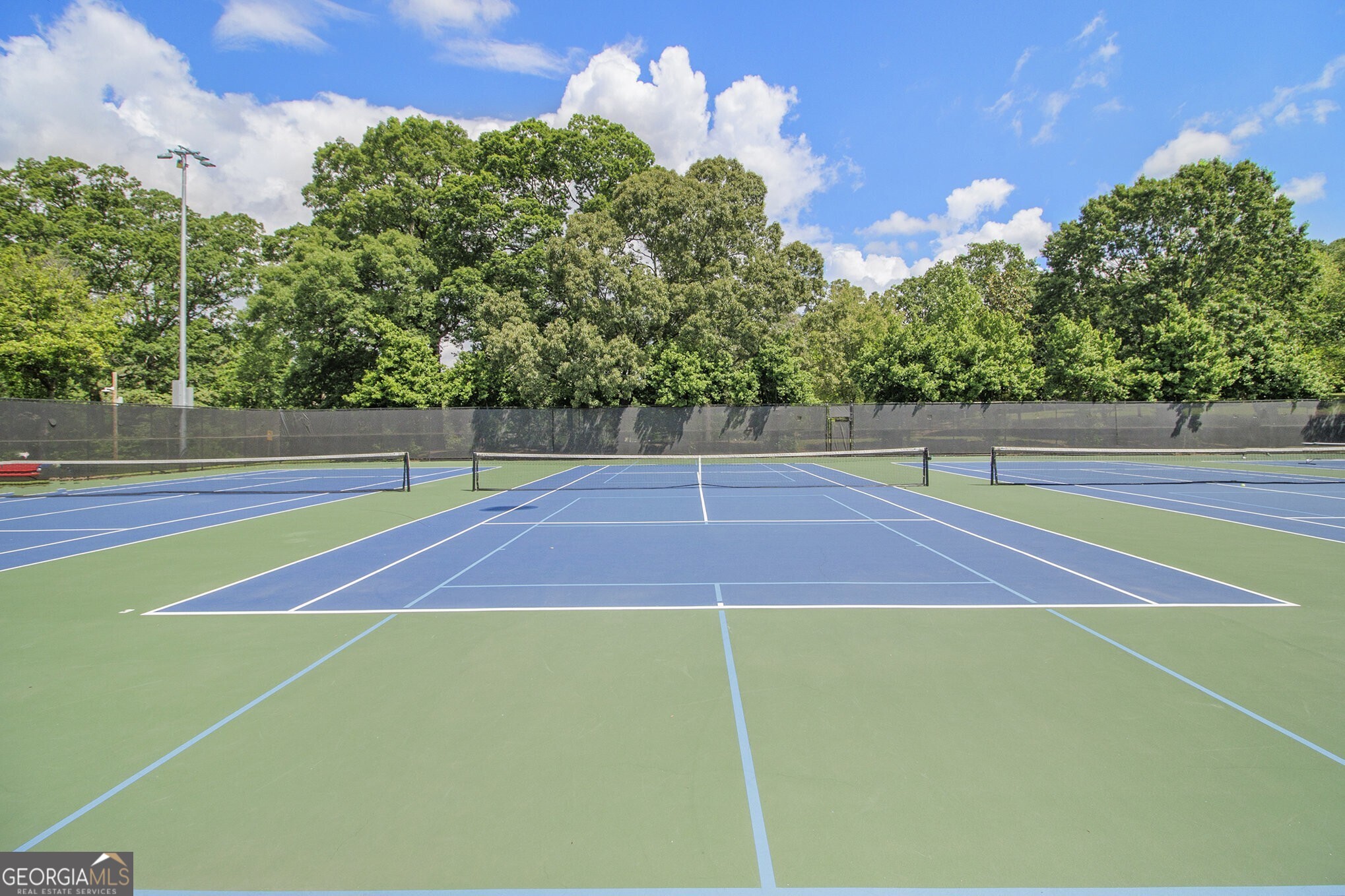 309 Pavillion Street SE