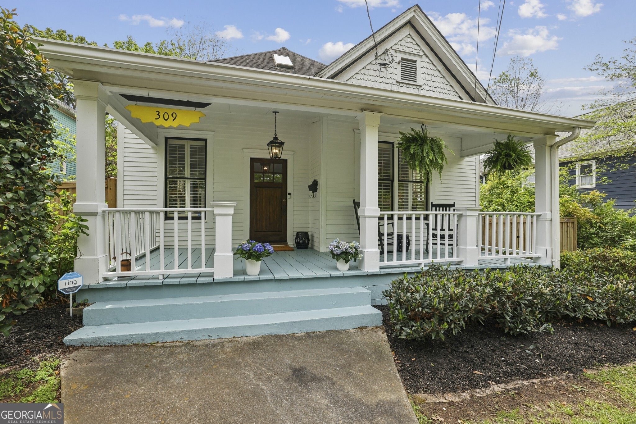 309 Pavillion Street SE