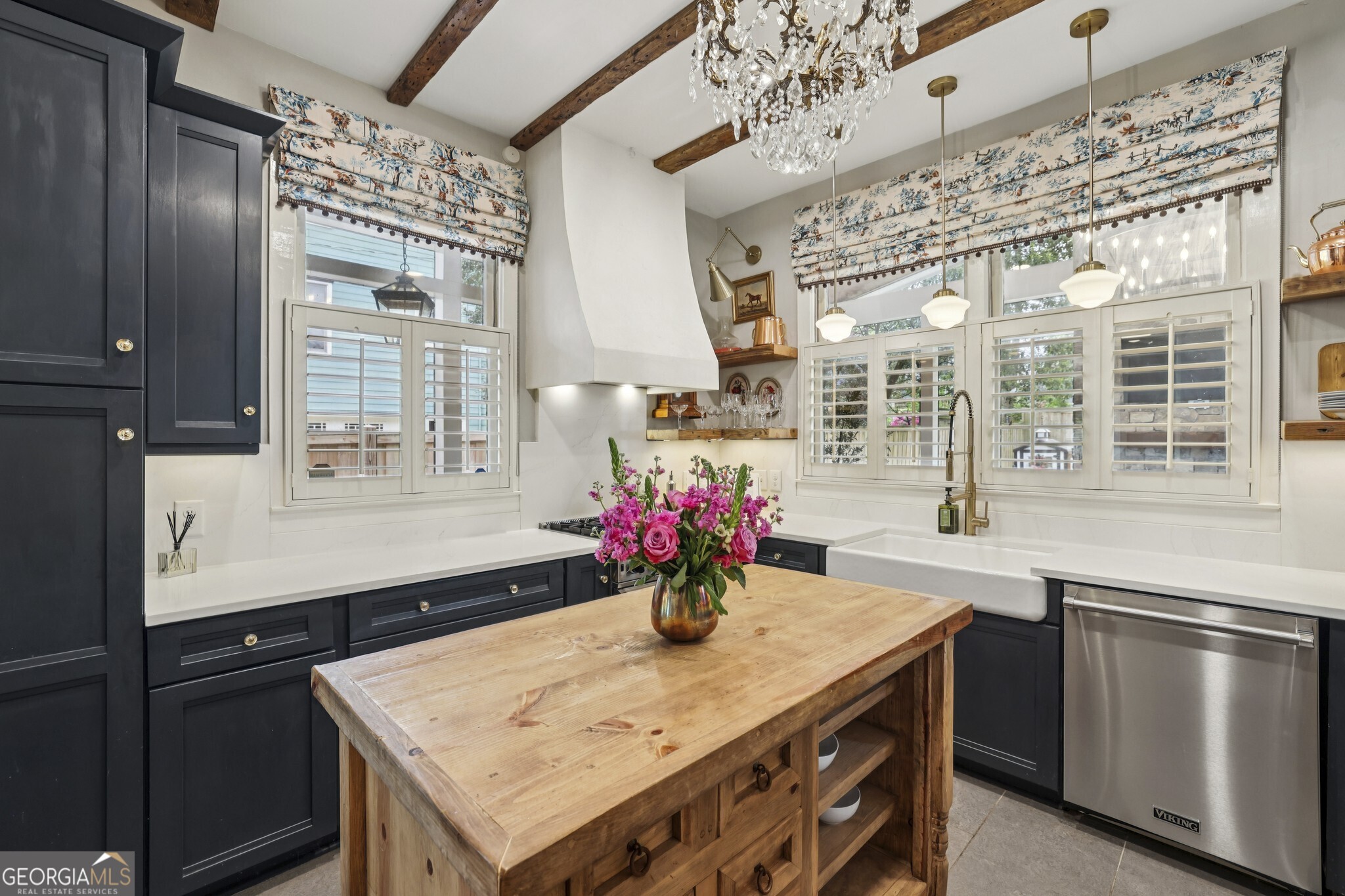 309 Pavillion Street SE