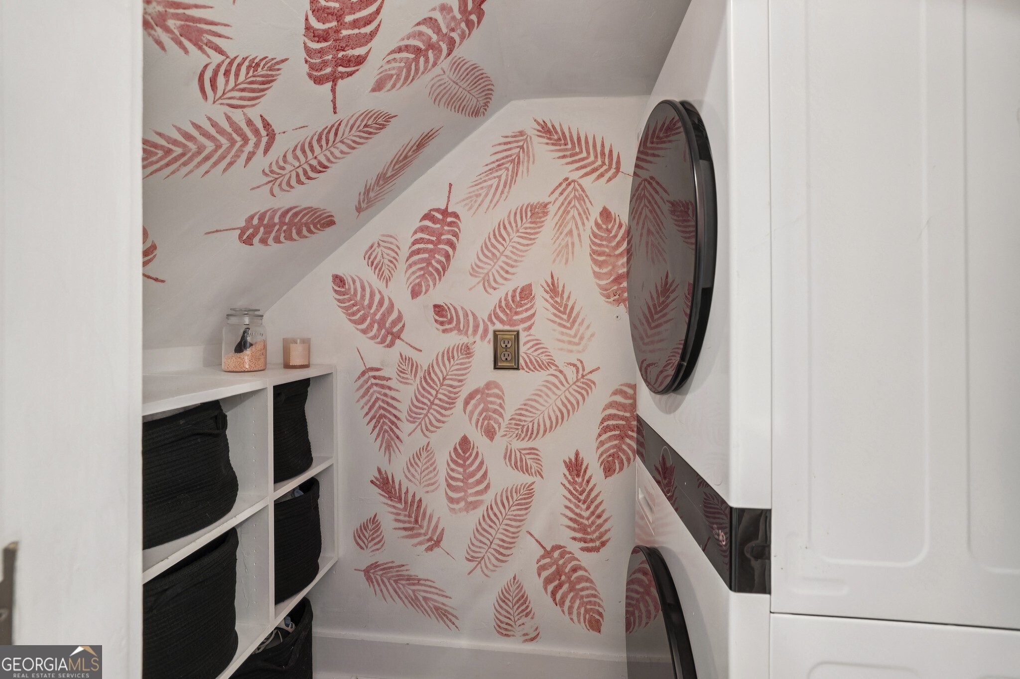 309 Pavillion Street SE