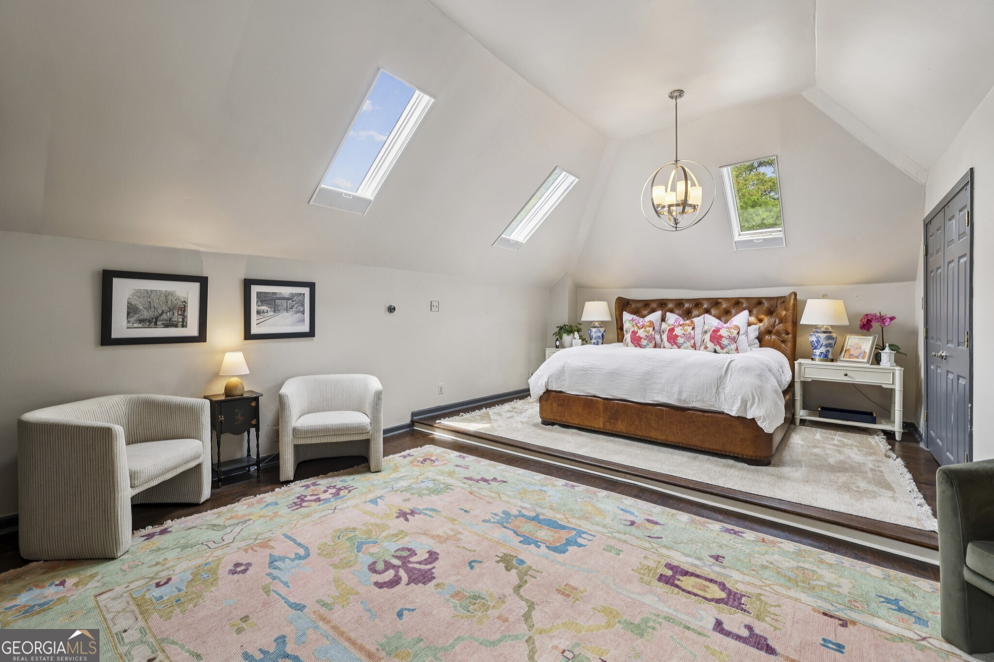 309 Pavillion Street SE