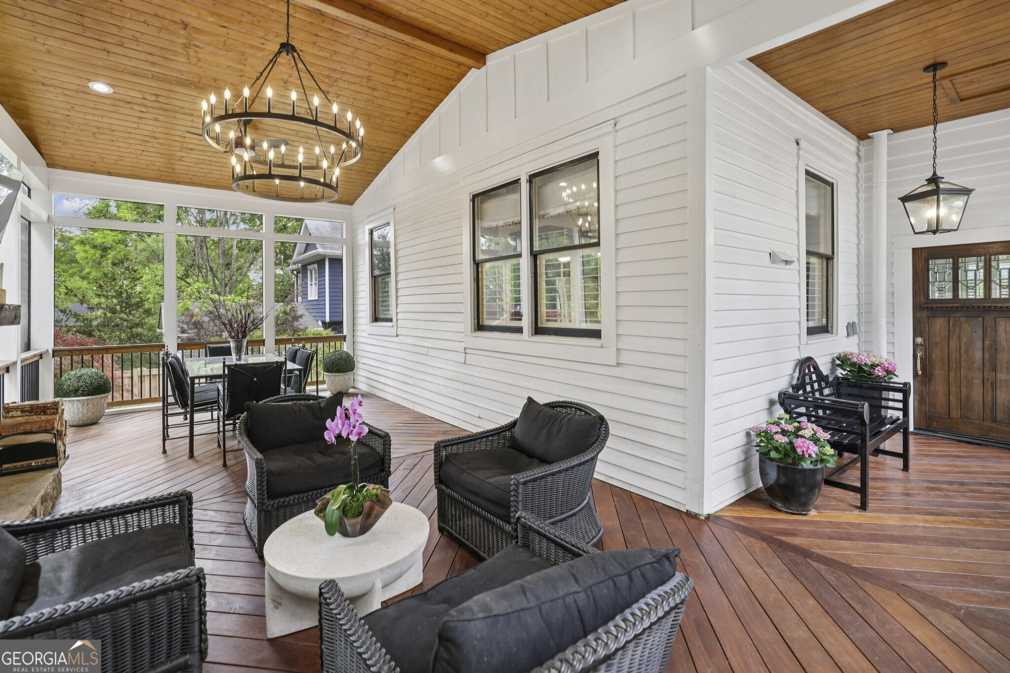 309 Pavillion Street SE