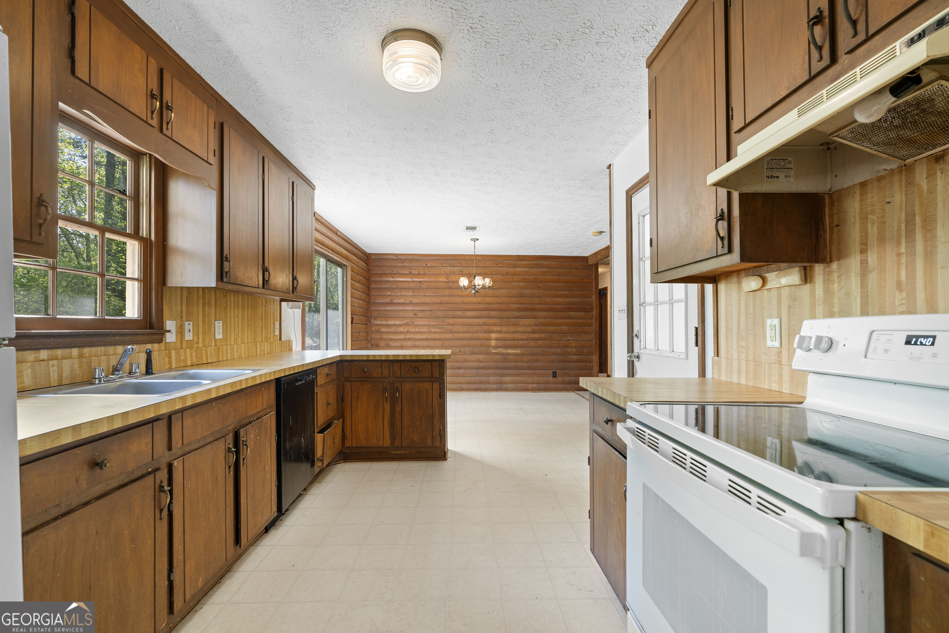 550 Henry Scott Road