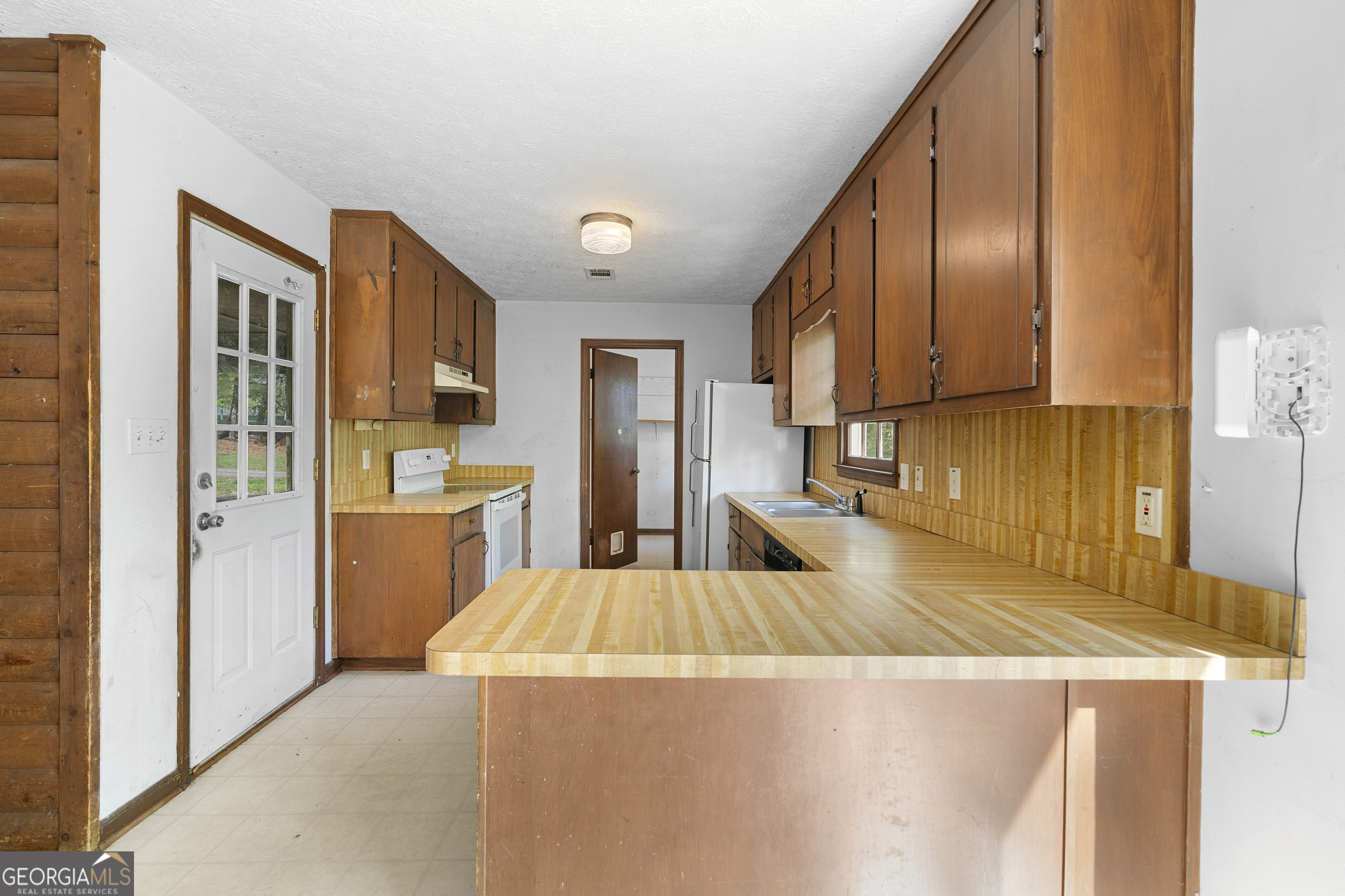 550 Henry Scott Road