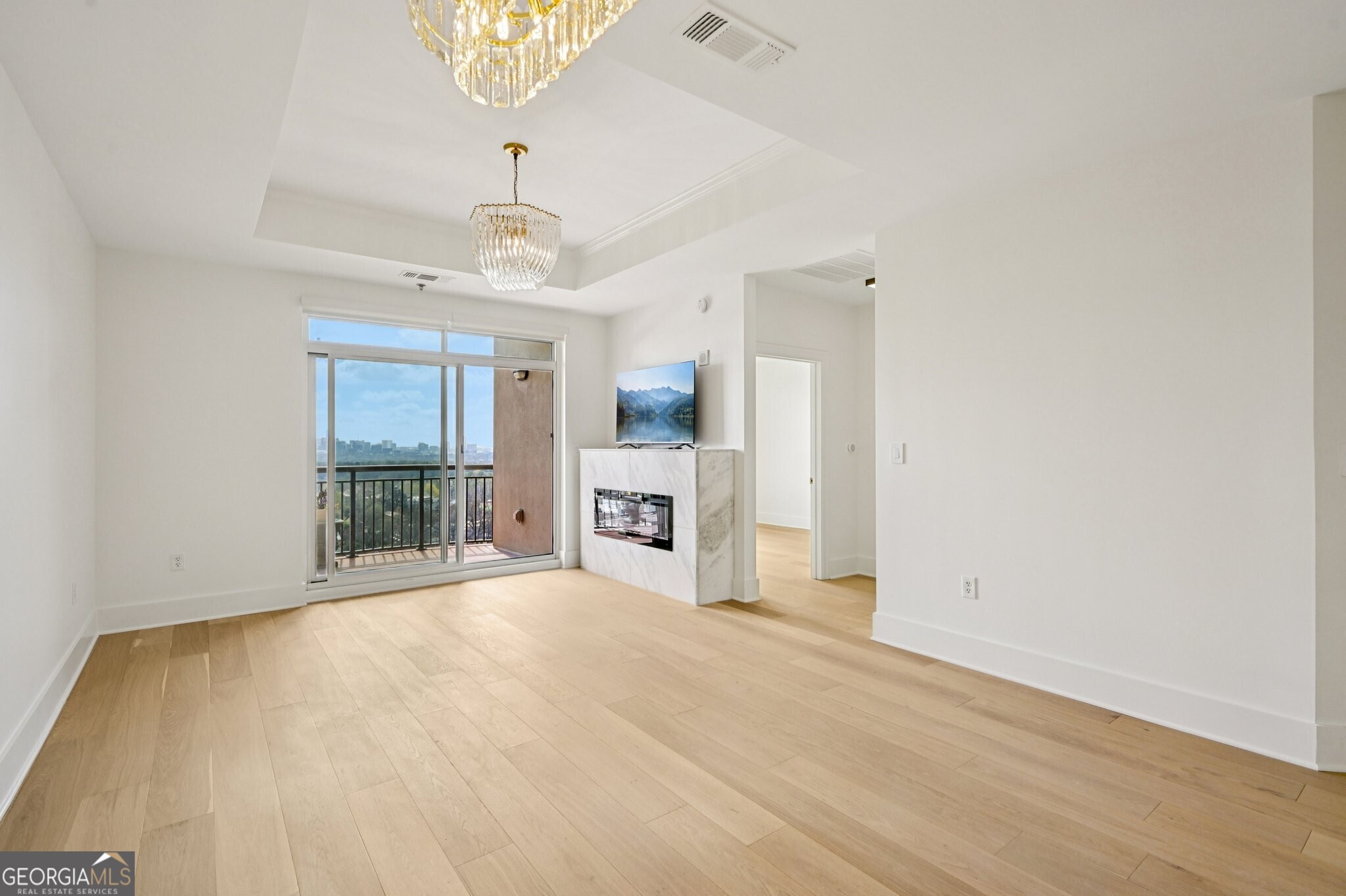 325 E Paces Ferry Road NE # 1607