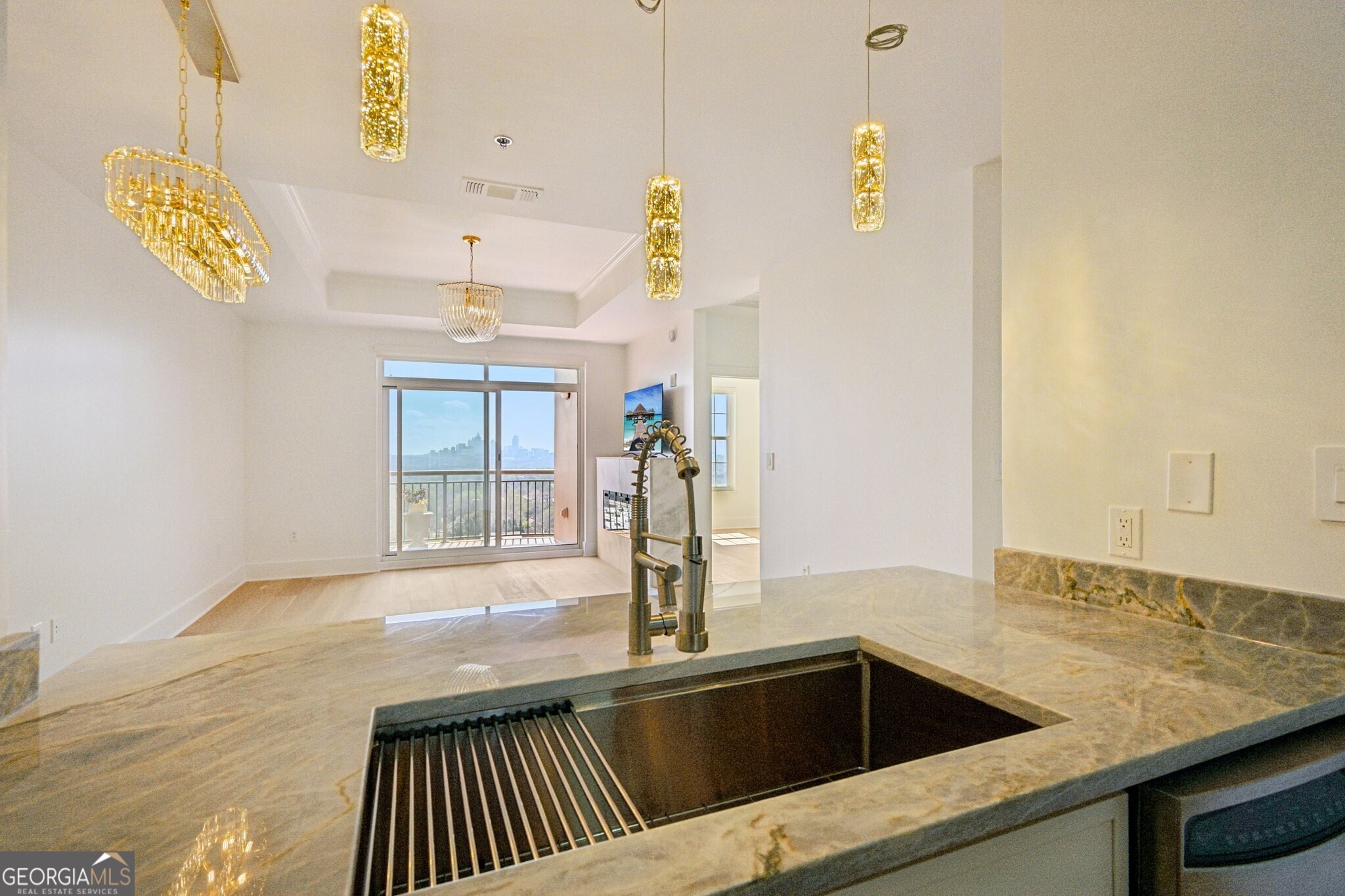 325 E Paces Ferry Road NE # 1607