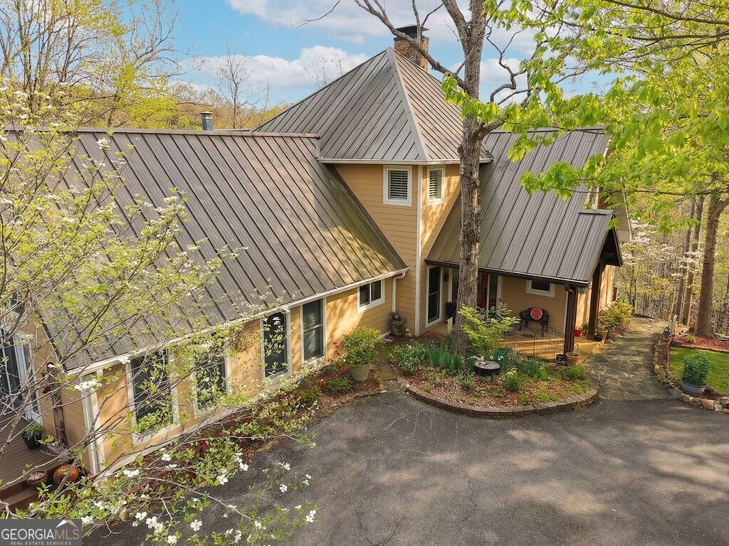 120 Bear Den Road