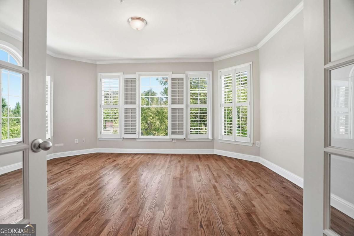 782 Clifton Heights Lane NE