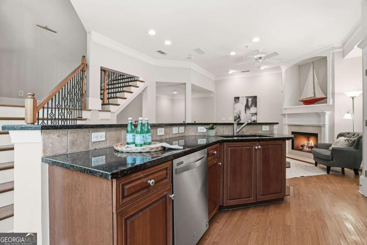 782 Clifton Heights Lane NE