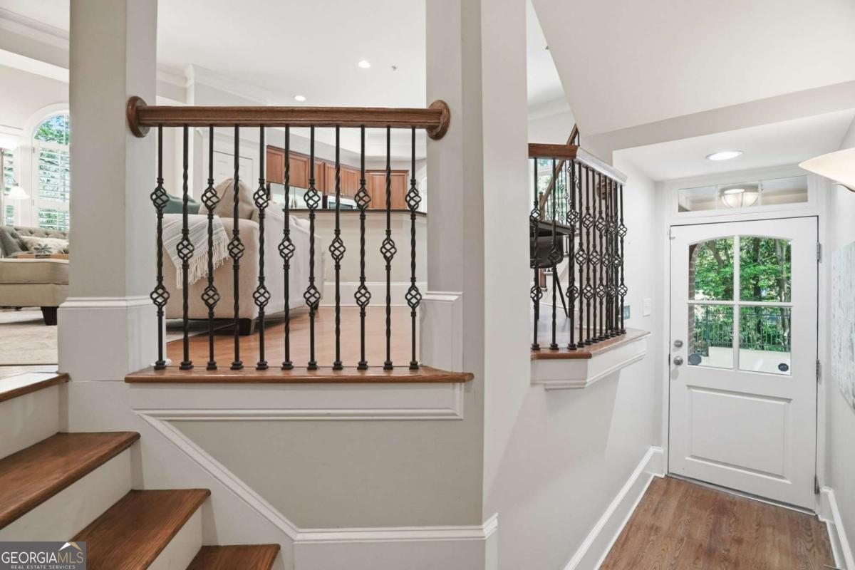 782 Clifton Heights Lane NE