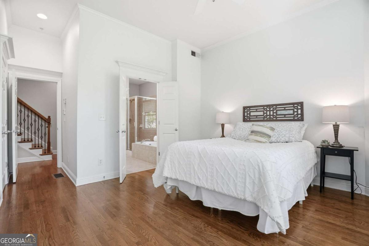 782 Clifton Heights Lane NE