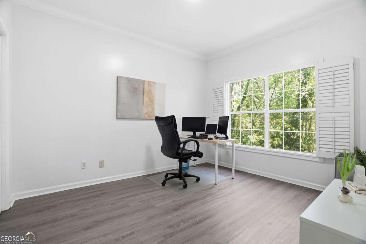 3047 Lenox Road # 2203