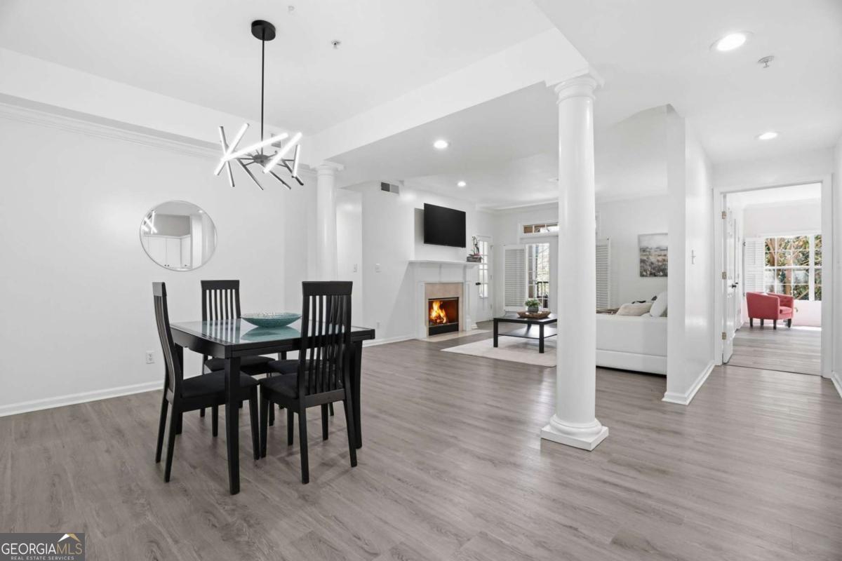 3047 Lenox Road # 2203