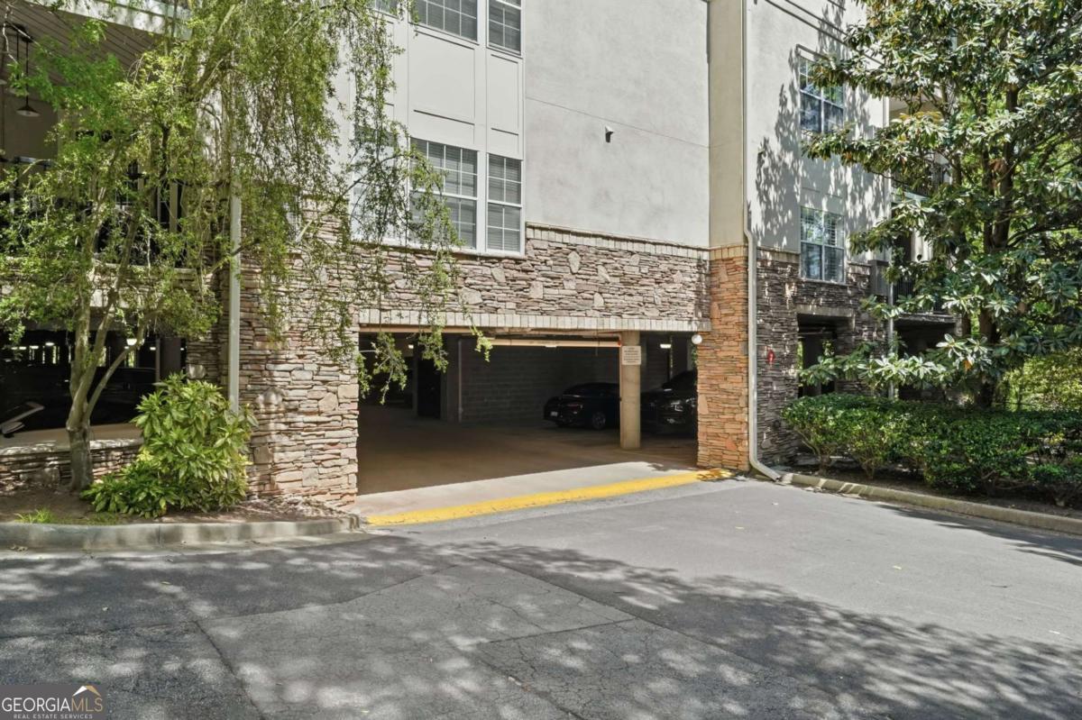 3047 Lenox Road # 2203