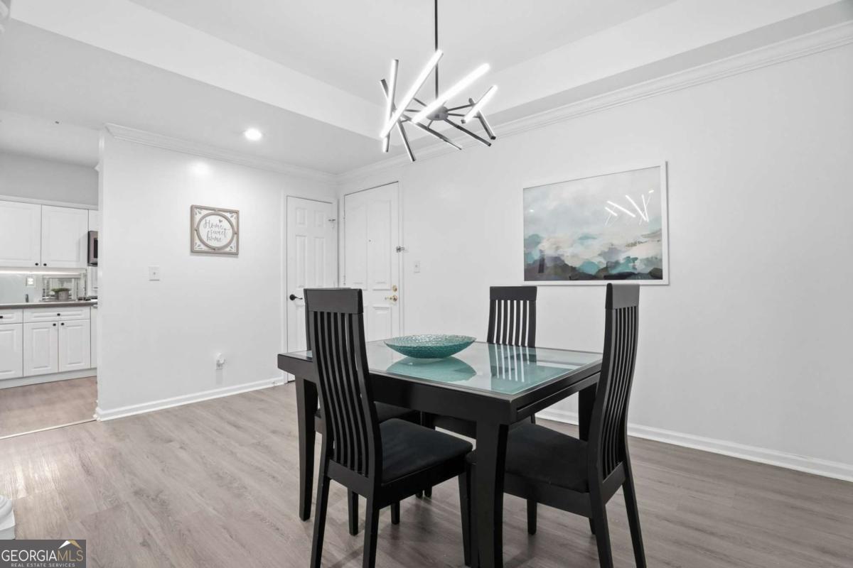 3047 Lenox Road # 2203