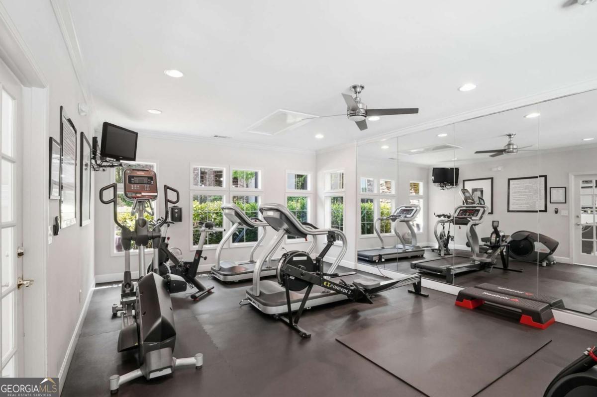 3047 Lenox Road # 2203