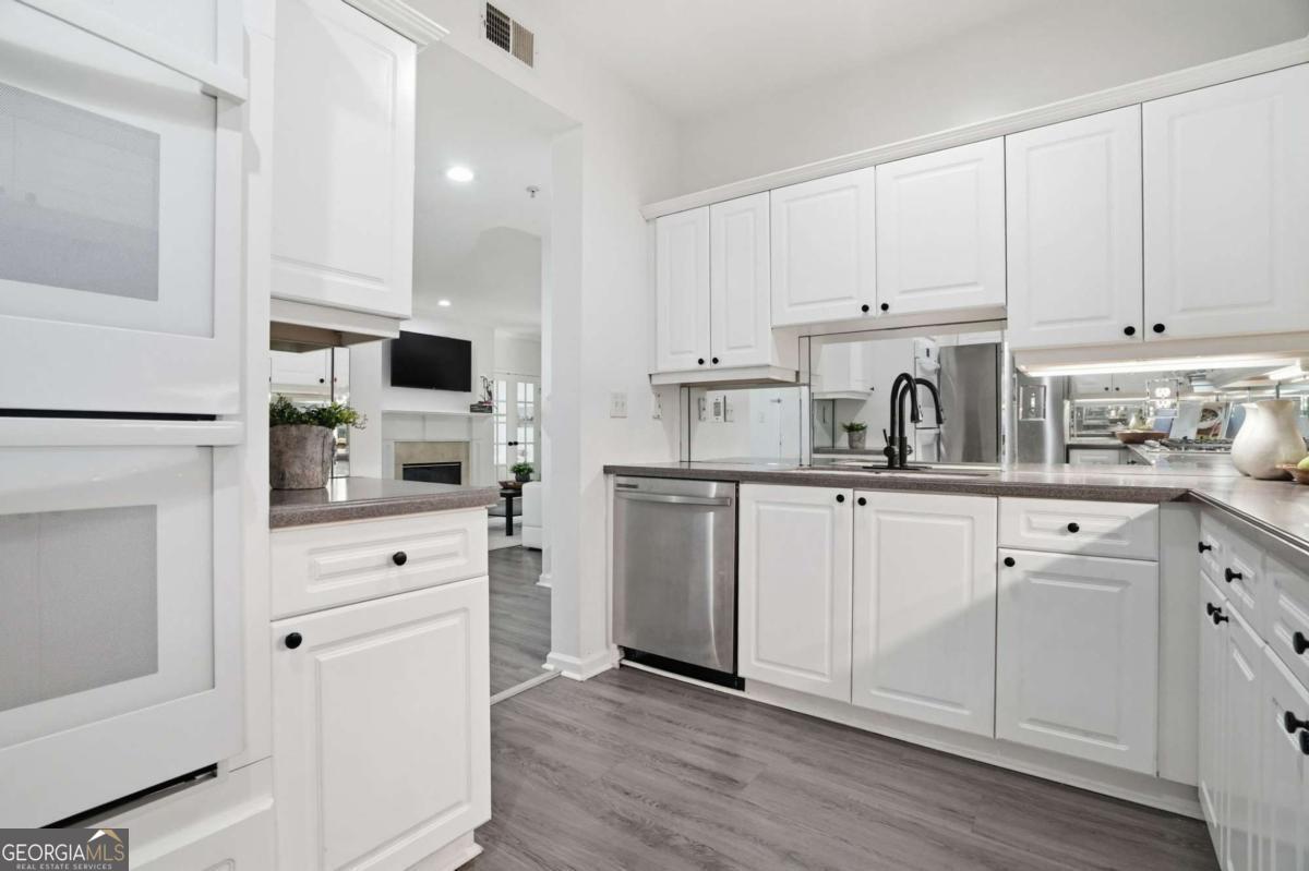 3047 Lenox Road # 2203