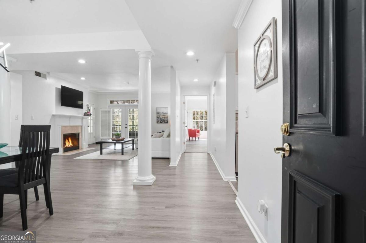 3047 Lenox Road # 2203