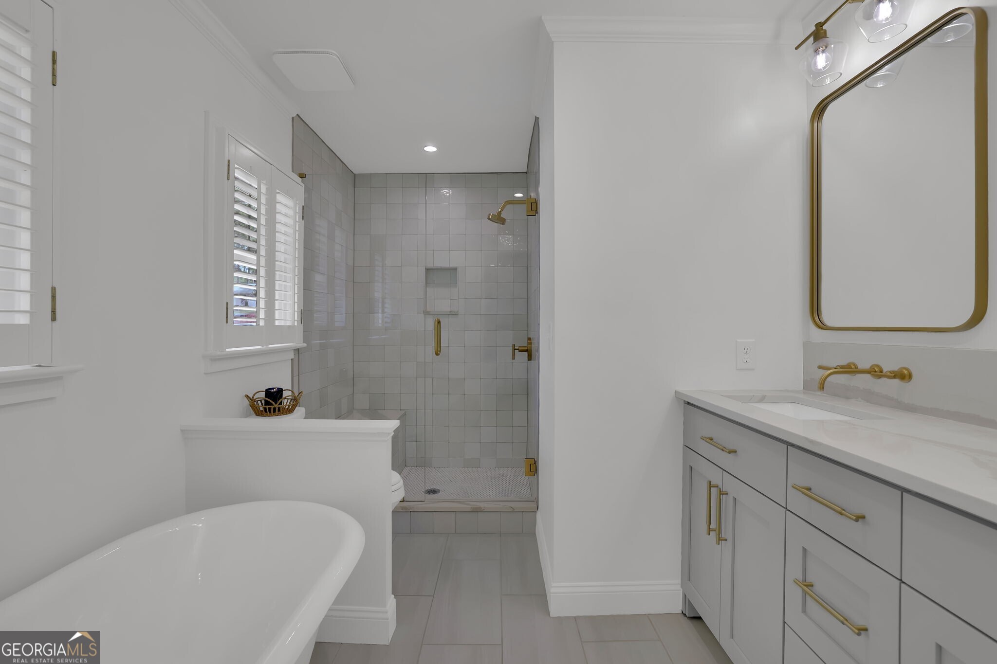 2602 Tanglewood Road