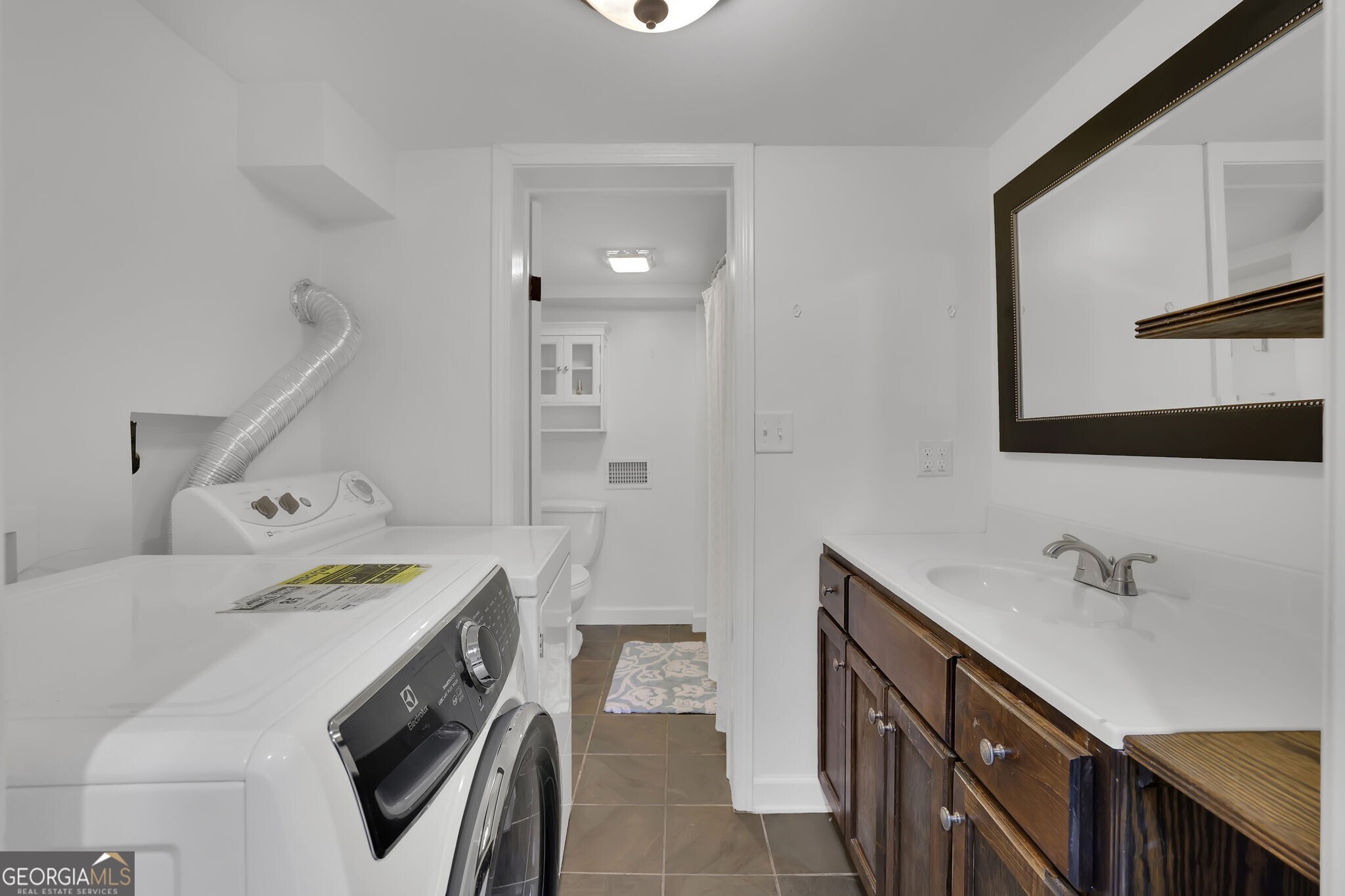 2602 Tanglewood Road