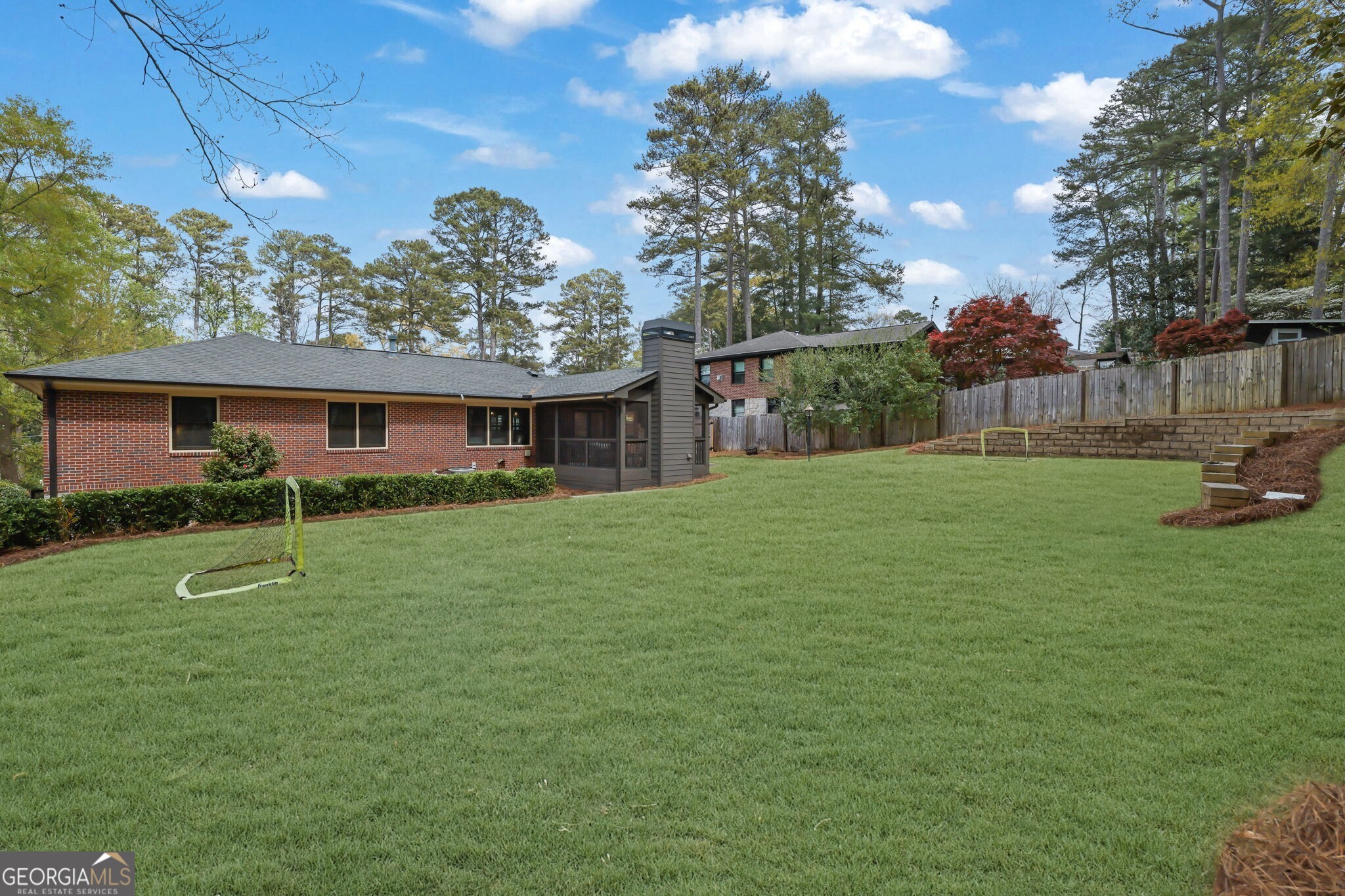 2602 Tanglewood Road