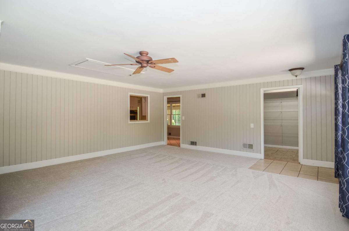 5586 Crestwood Drive