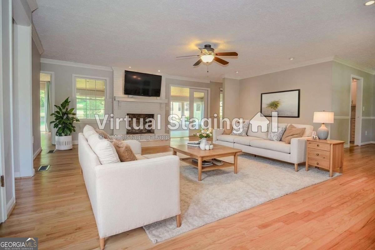 5586 Crestwood Drive